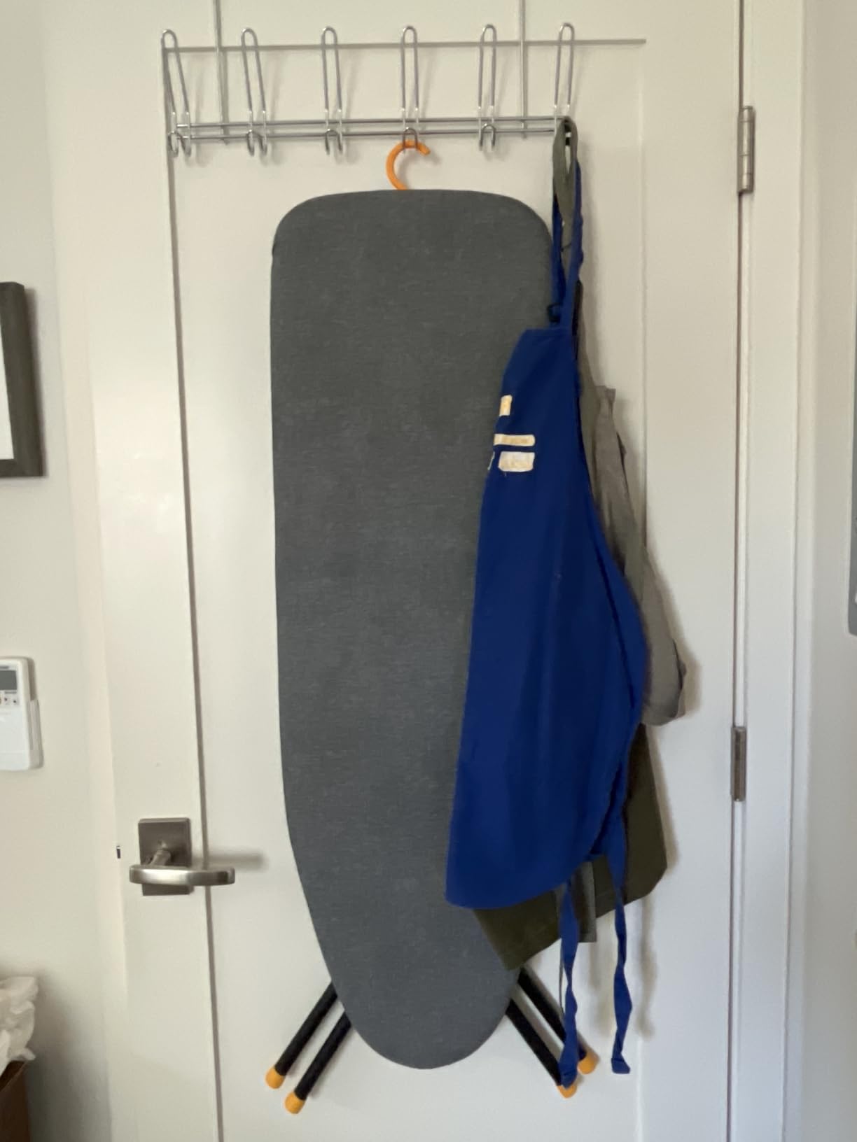 Bartnelli Pulse Ironing Board | Made in Europe | Patent Space Saving Smart Hanger Iron Board for Easy Storage | Lightweight, 4 Layer Cover, 4 Legs, for Dorm, Laundry Room, or Small Spaces(43x13-35) customer photo 2