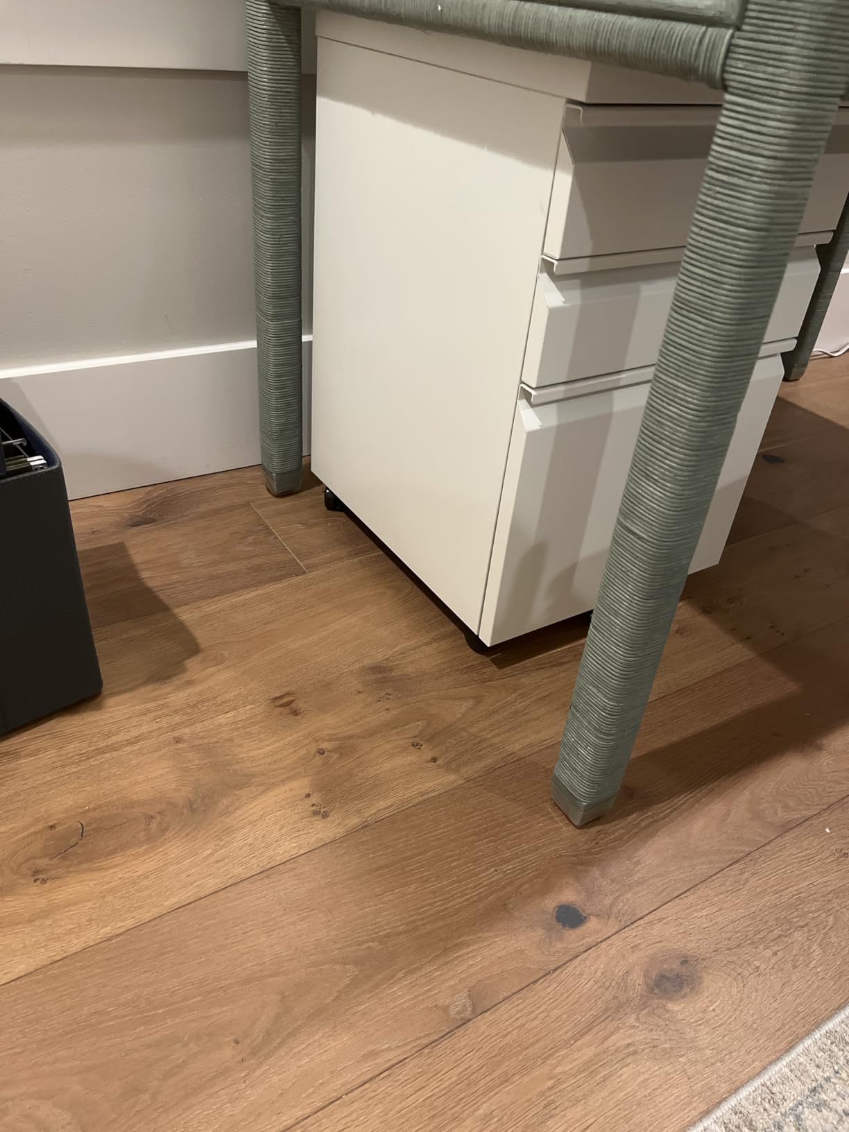 DEVAISE 3 Drawer Mobile File Cabinet, Fully Assembled Except Casters customer photo 2