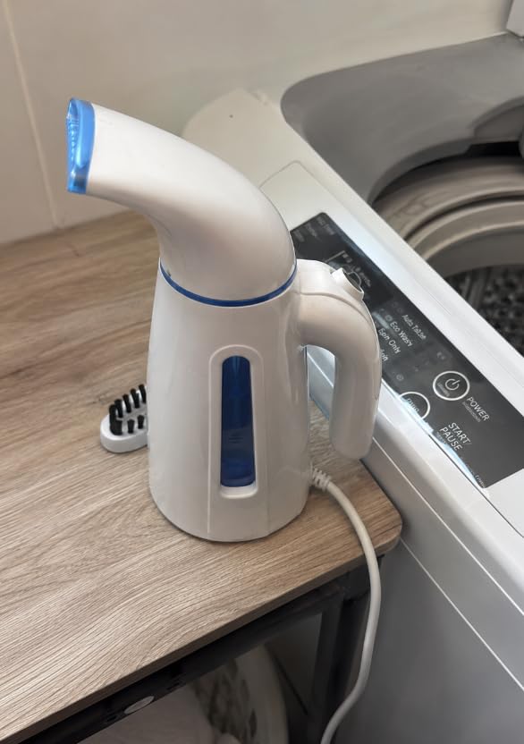 OGHom Steamer for Clothes, Handheld Clothing Steamer for Garment, 240ml Big Capacity 700W Portable Travel Steam Iron (Only for 120V) customer photo 1