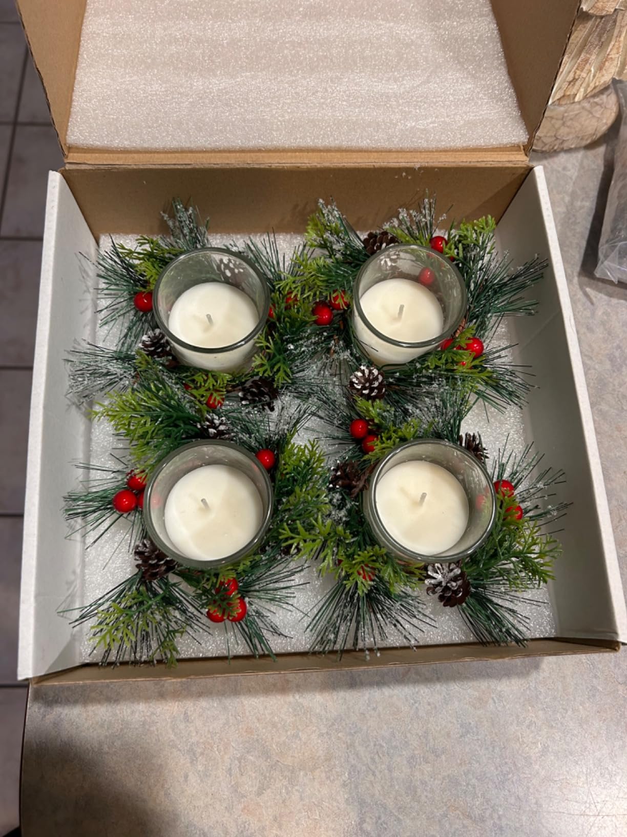 Christmas Candle Ring, 4 Pcs Votive Candle with Red Berry Pinecone, Xmas Ring Candle for Table Centerpiece Decoration Wedding Holiday,Red customer photo 1