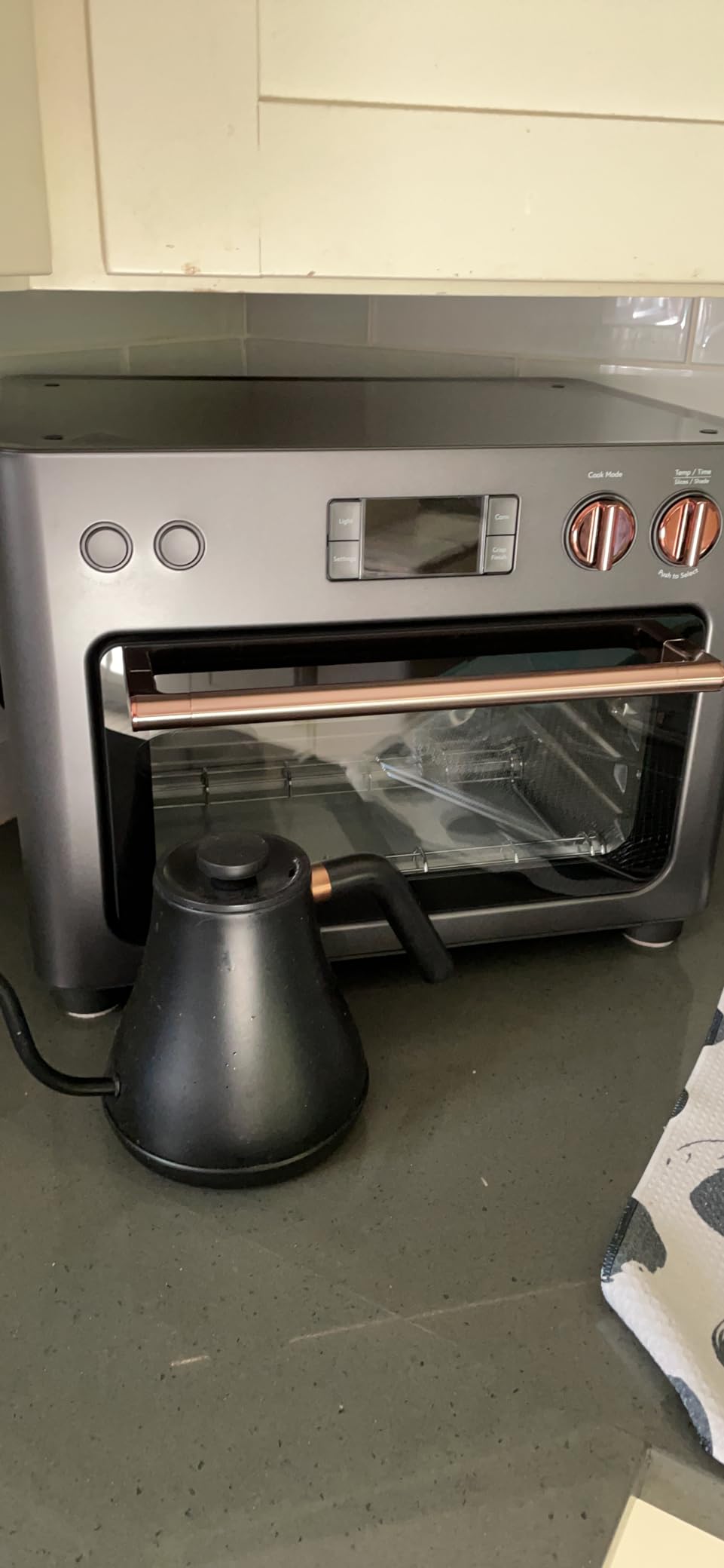 Café Couture Oven with 14 essential cooking modes, including Air Fry, CrispFinish, Bake, Broil, Roast, Toast, Pizza, WiFi & Smart Connected, Voice Control, Countertop Small Appliances, Matte Black customer photo 1