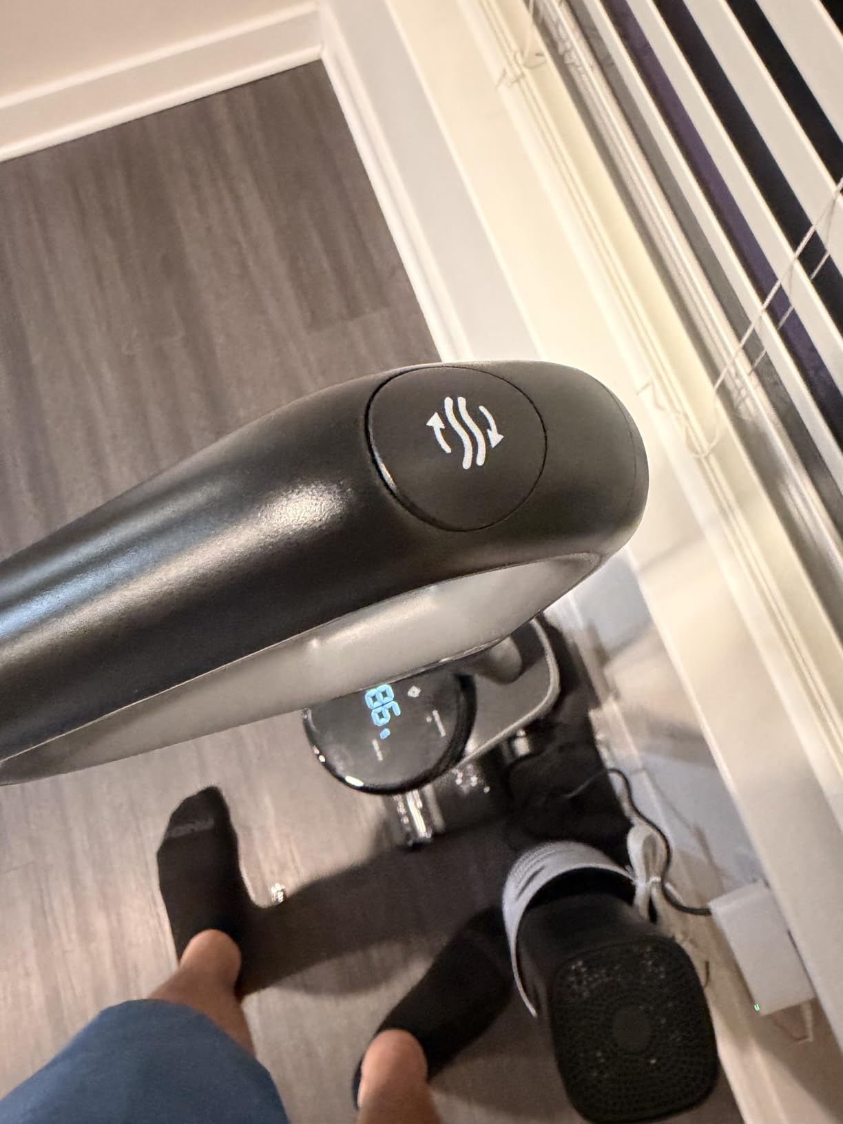 DREAME H12 PRO Vacuum Mop, Wet Dry Vacuum Cleaner for Hard Floor, Vacuum and Mop at The Same Time for Wet & Dry Messes, Auto Self-Cleaning, Edge to Edge Cleaning with Hot Air Drying customer photo 1