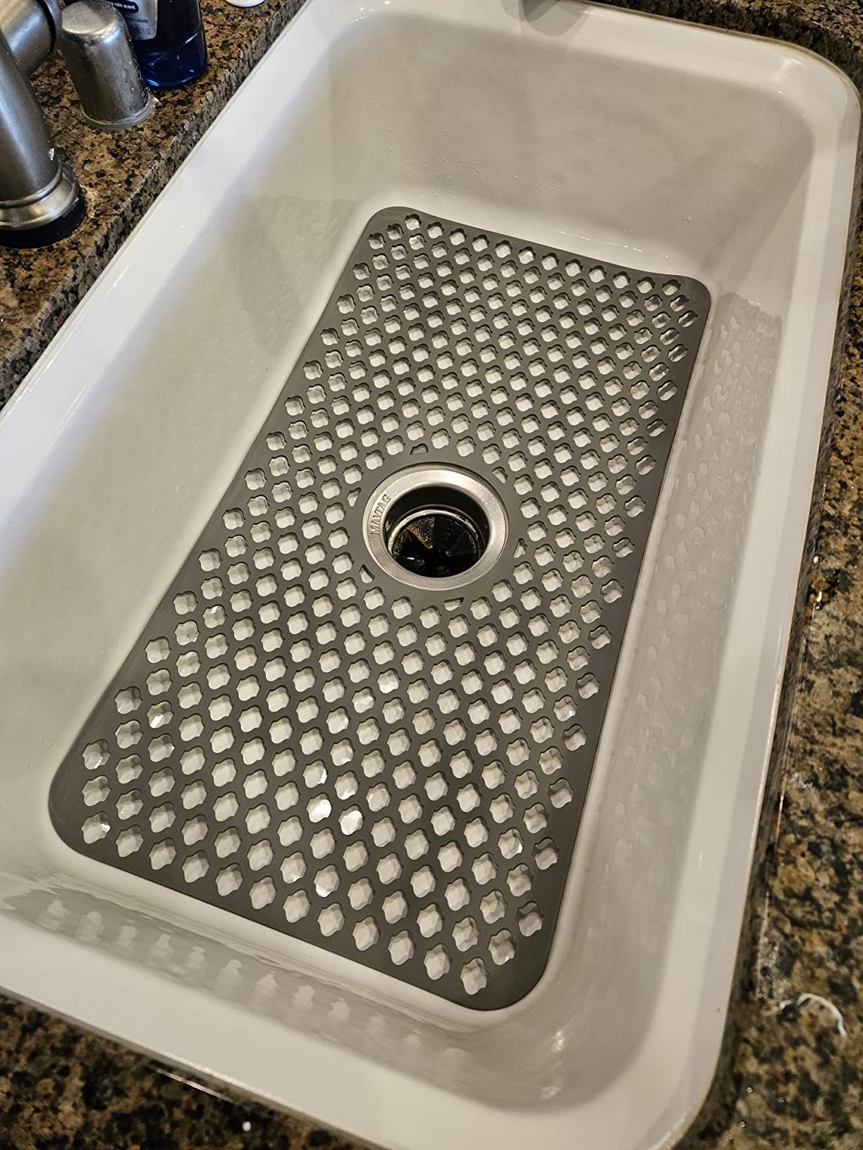 Silicone Sink Mat, 24.6''x 12.9'' Kitchen Sink Protector Grid for Bottom of Center Drain Sink, Gray Non-slip Heat Resistant Liner for Farmhouse Stainless Steel Porcelain Sink customer photo 2