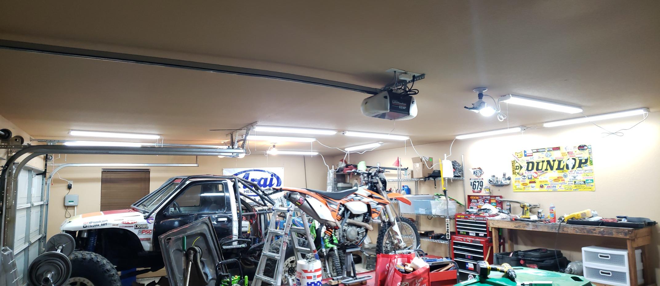Sunco 10 Pack LED Shop Lights 4FT, Plug in Linkable, White, 40W=150W customer photo 1
