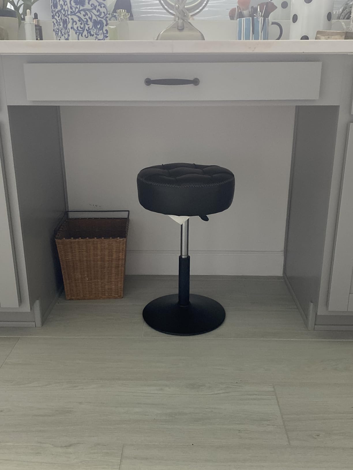 LUE BONA Adjustable Vanity Stool 15.8
