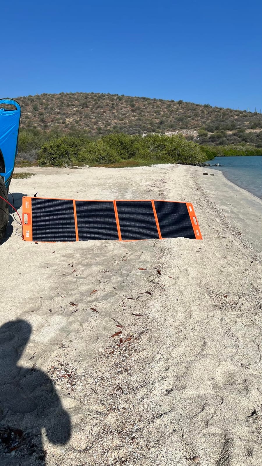 EBL 200W Portable Solar Panel for Power Station, Foldable IP65 Waterproof customer photo 1