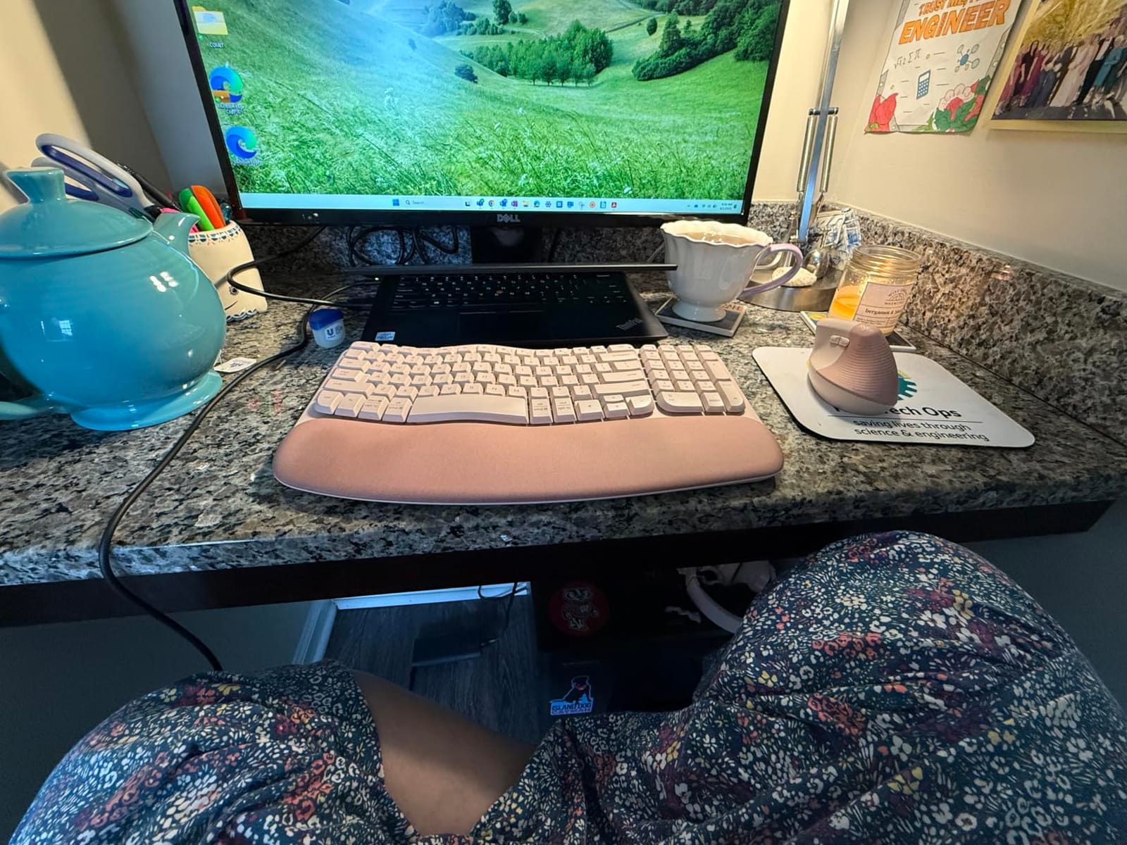 Logitech Wave Keys Ergonomic Wireless Keyboard with Palm Rest - Graphite customer photo 1
