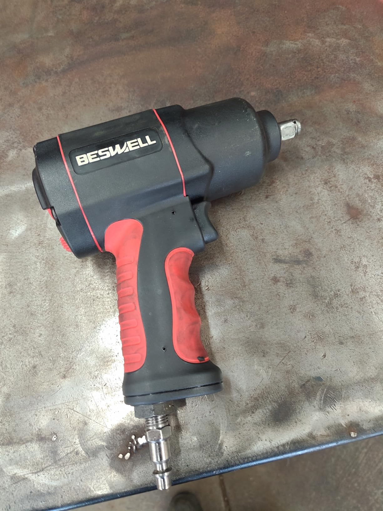 BESWELL® BW-112BN 1/2-Inch Air Impact Wrench with 1180 Ft-Lbs Max Torque customer photo 1