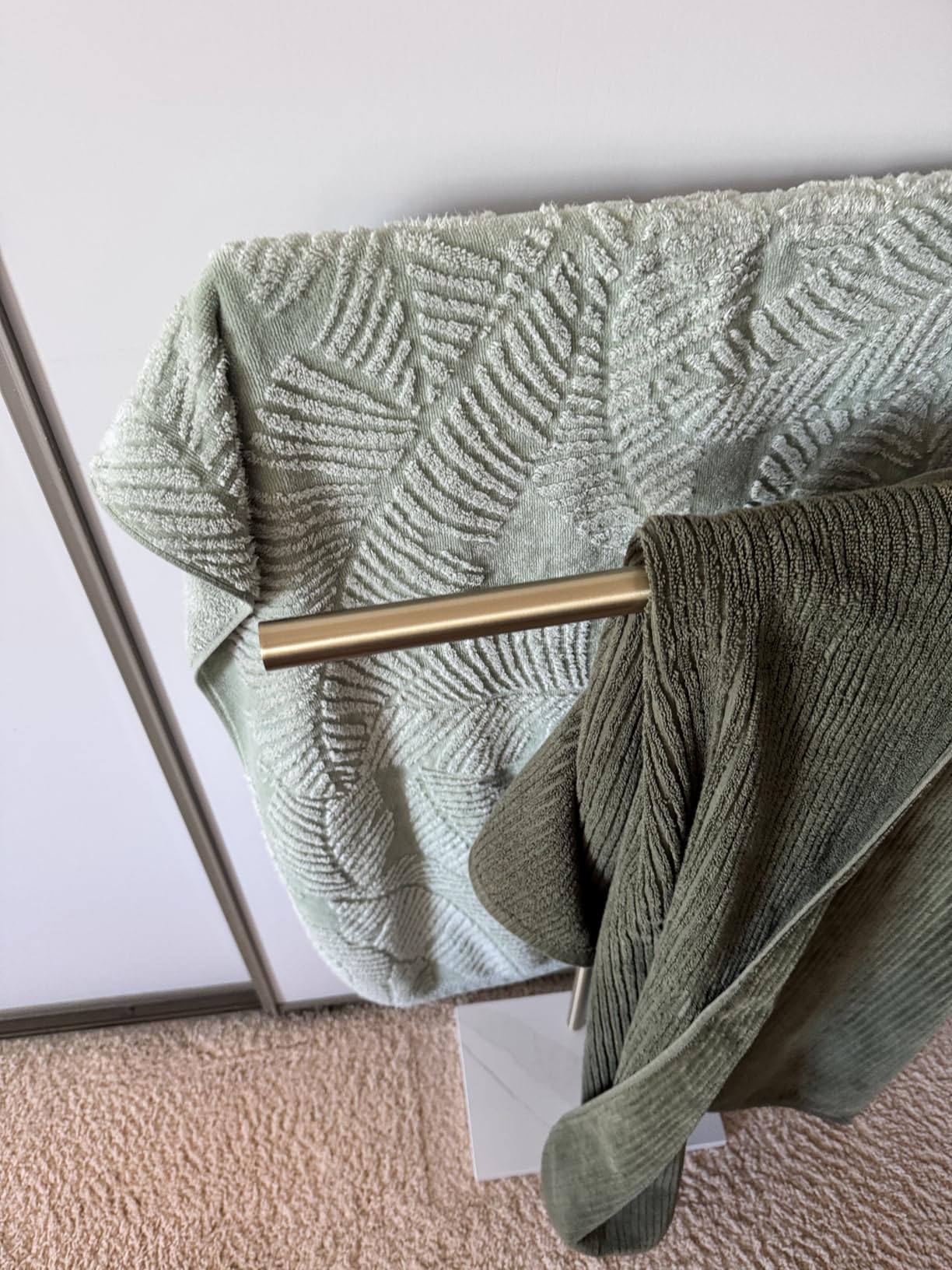 40 Inch Freestanding Towel Rack for Bathroom Floor Double-T Shape Bath Sheet Holder with Marble Design Base Standing Towel bar Next to Tub or Shower Towel Holder Stand SUS304 Matte Black customer photo 2