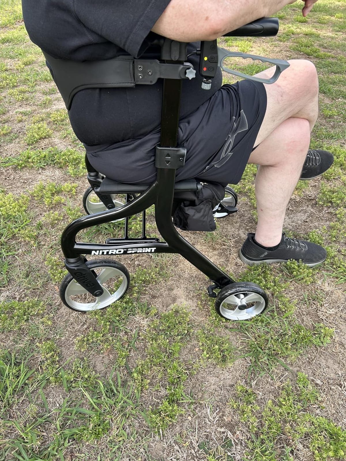 Drive Medical Nitro Sprint Rollator Walker with Seat, Standard Size, Red customer photo 1
