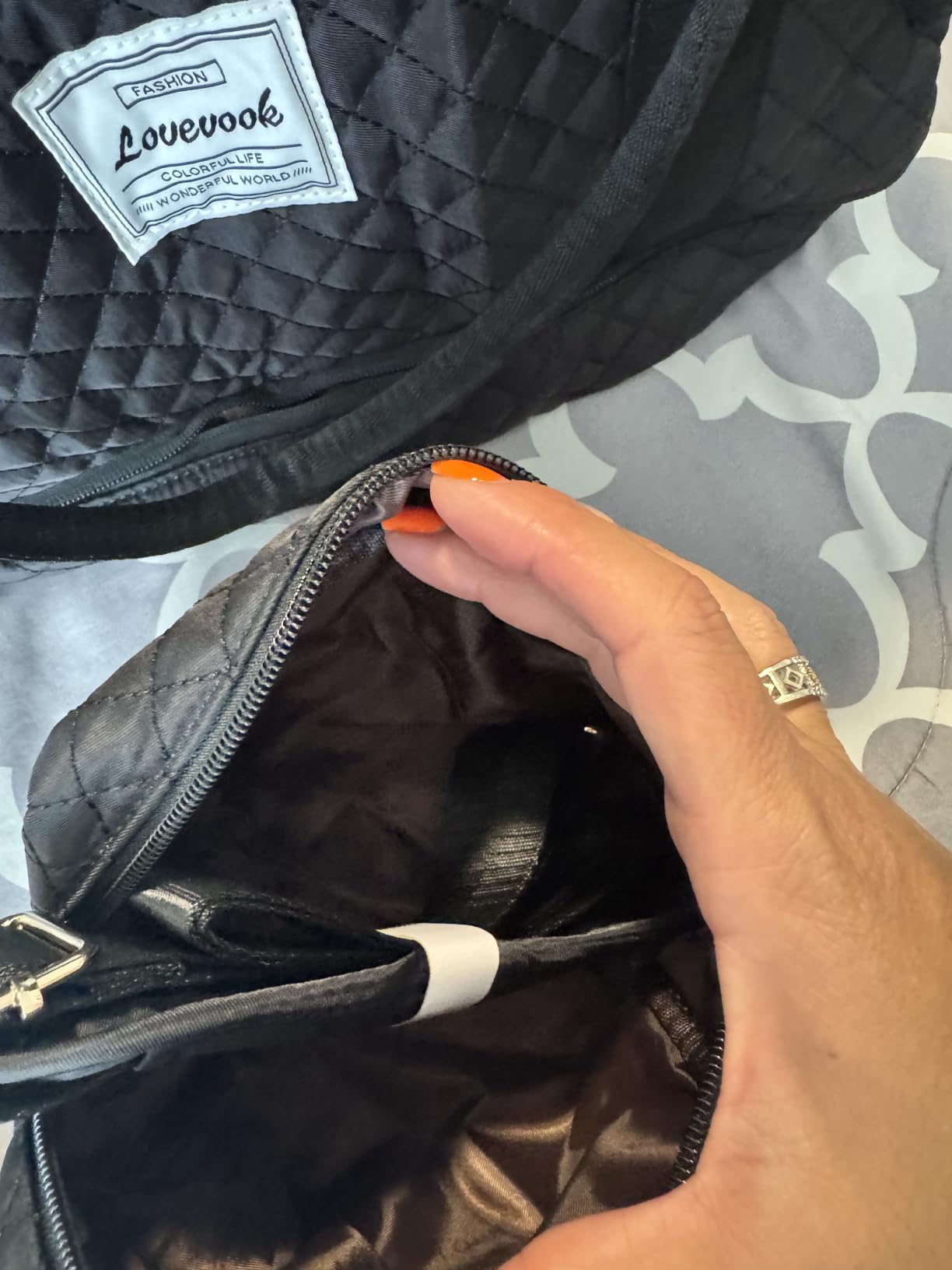 LOVEVOOK Travel Duffle Bag,Weekender Bags for Women with Shoe Compartment customer photo 2