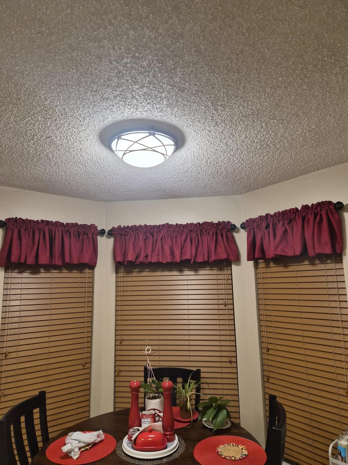 Chyhomenyc White Valance for Windows Faux Linen 14 inch, 1 Panel customer photo 1
