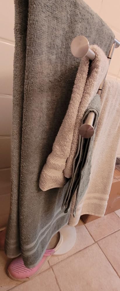Freestanding Towel Rack, 40 Inch Tall Standing Towel Racks for Bathroom with Weighted Base, Modern Floor Towel Drying Holder Stand with 4 Swivel Arms, Stainless Steel, Chrome, YOFOVI customer photo 2