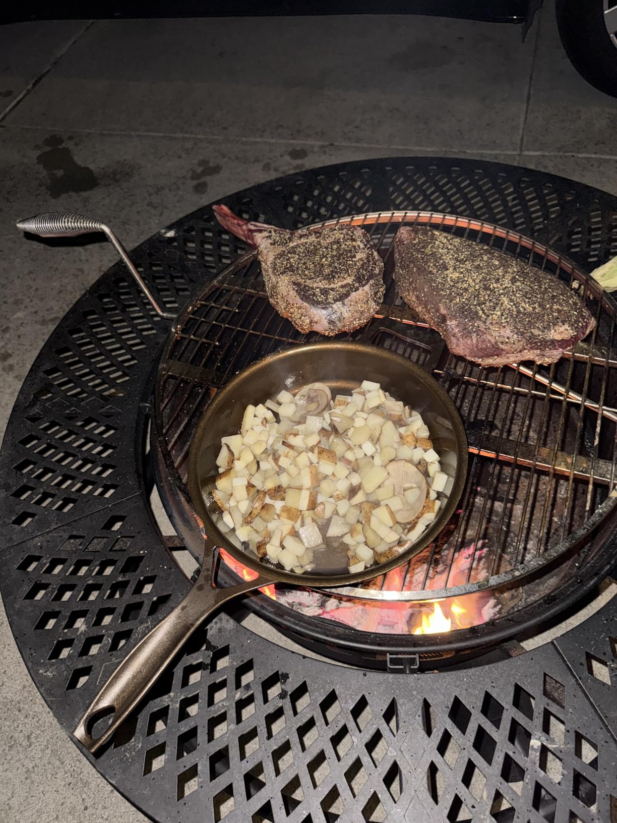 Stargazer 12-Inch Cast Iron Skillet | Made in USA, Seasoned, Premium Frying Pan for Grilling, Searing, Baking & More – Durable Cast Iron with Smooth Cooking Surface customer photo 2