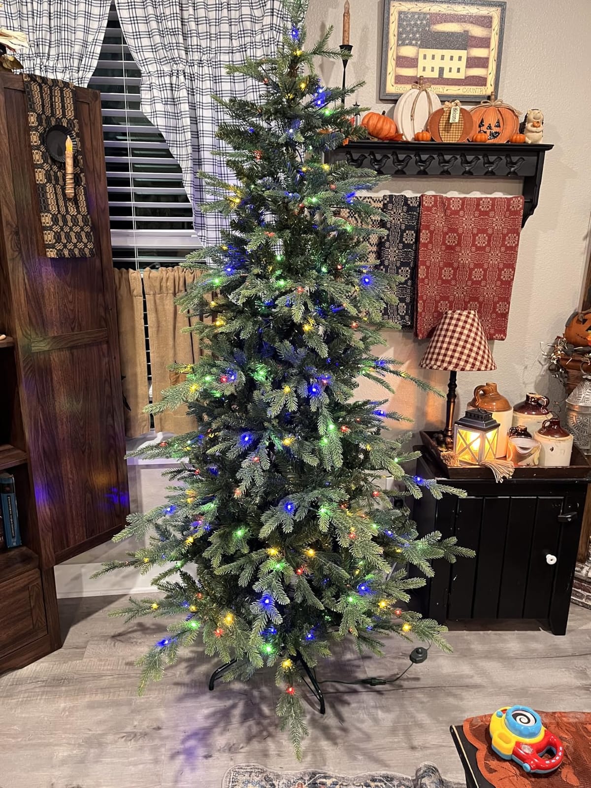Best Choice Products 6ft Pre-Lit Artificial Aspen Slim Christmas Tree, Noble Holiday Décor w/ 1,350 Branch Tips, 2-in-1 Multicolor LED Lights, Cordless Connection, Metal Stand customer photo 1