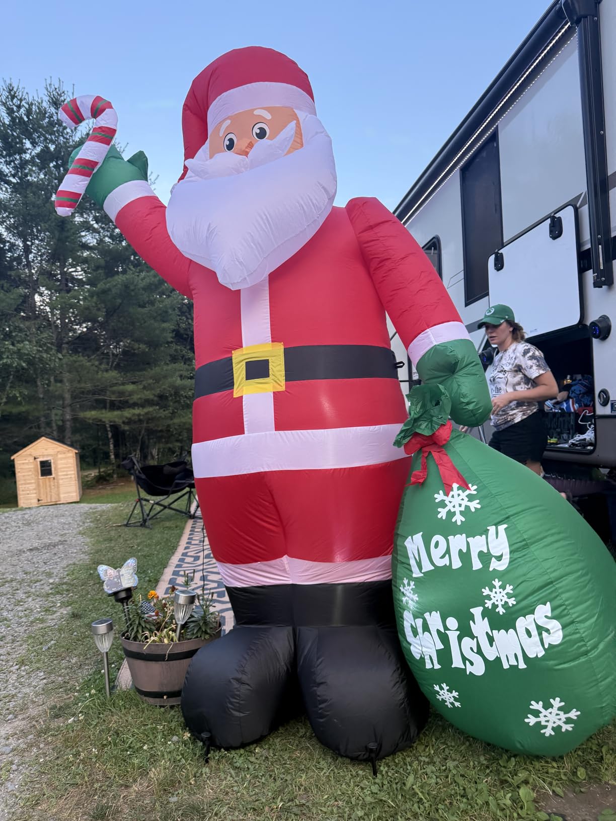 8 FT Christmas Inflatable Santa Claus with Candy and Big Gift Bag Outdoor Decor, Blow Up IP44 Weatherproof Xmas Decorations for Yard, Built-in LED Light for Gardern Lawn Indoor Winter Holiday customer photo 2