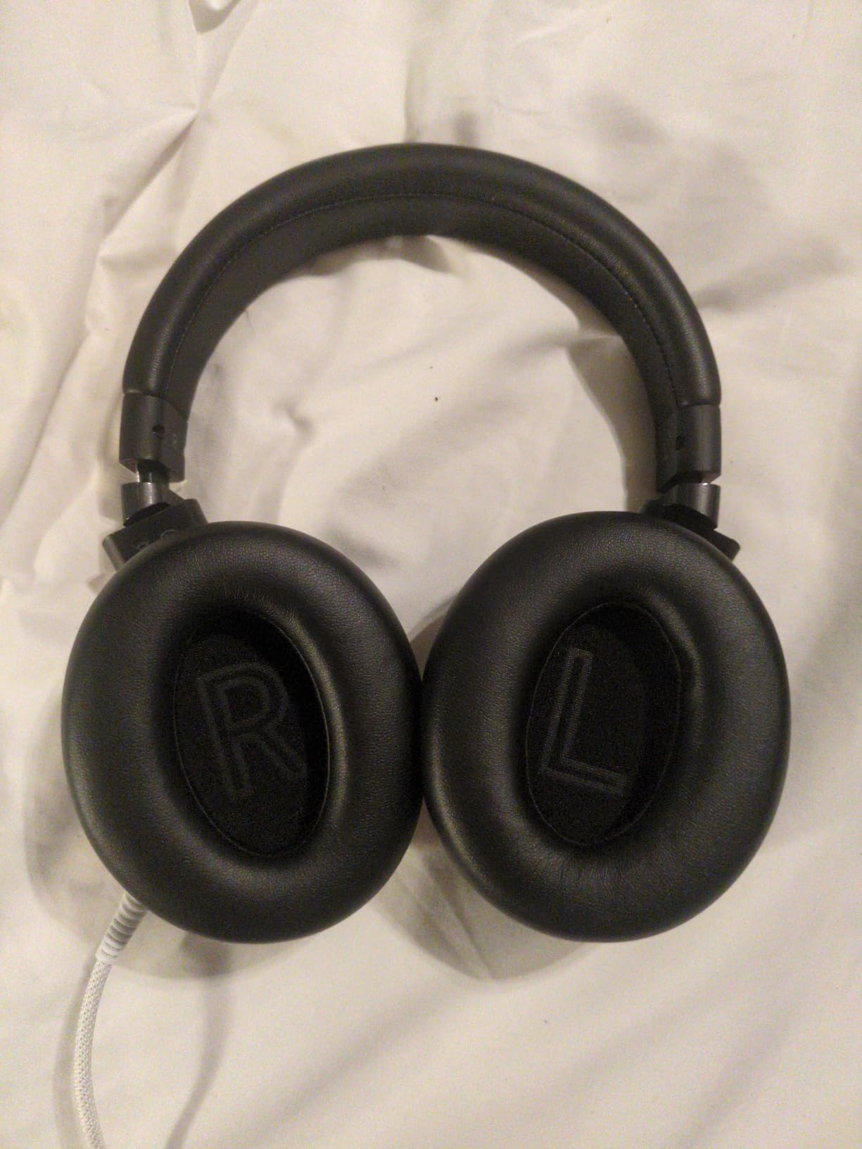 KVIDIO Hybrid Active Noise Cancelling Headphones Over Ear customer photo 1