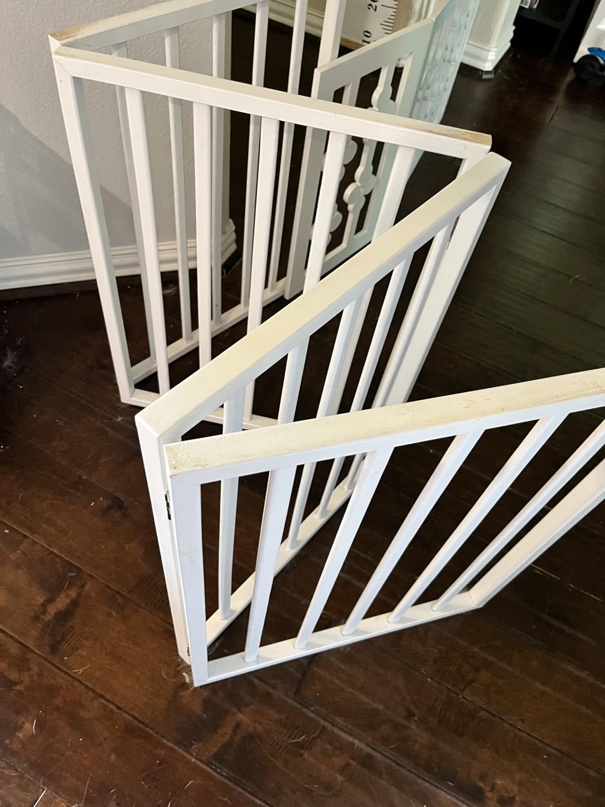 Pet Gate - 4-Panel Indoor Foldable Dog Fence for Stairs, Hallways, or Doorways - 72x24-Inch Wood Freestanding Dog Gates by PETMAKER (Black) customer photo 1