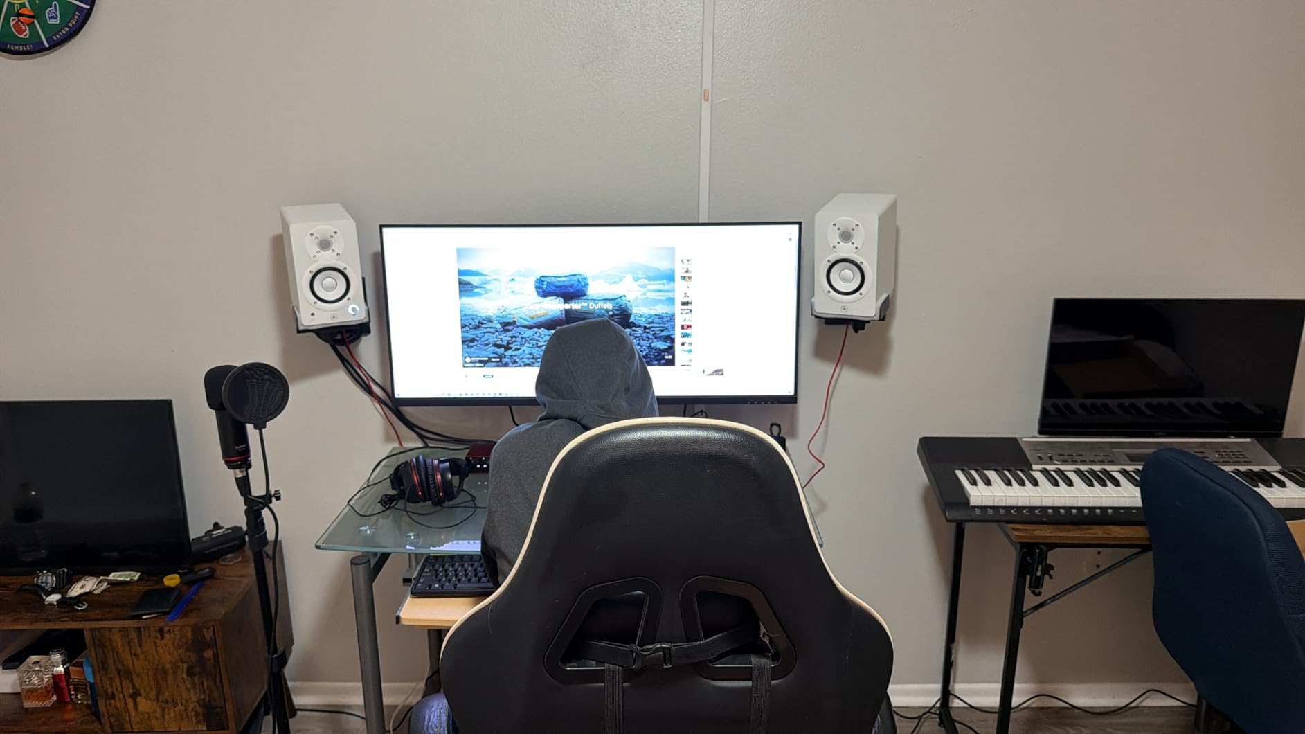 Yamaha HS3 Powered Studio Monitor in Black, Pair (HS3 B) customer photo 1