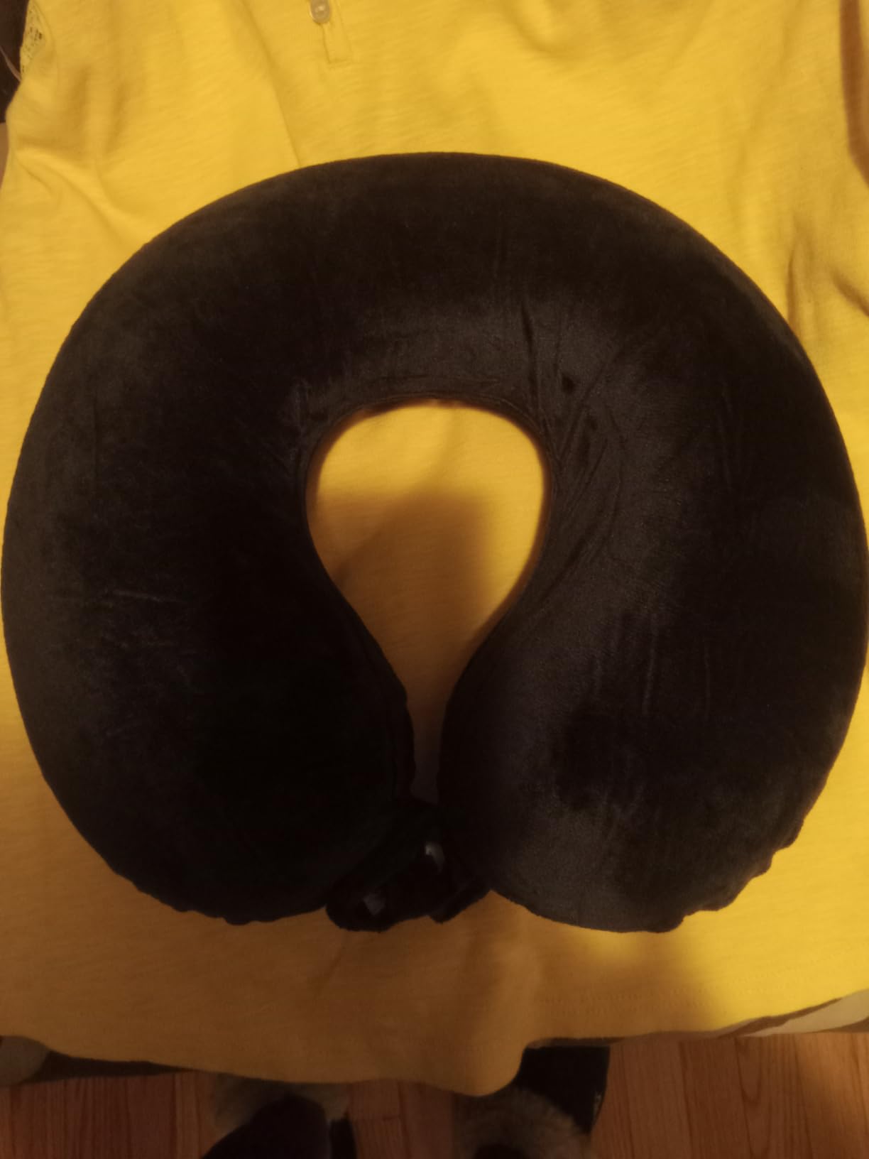 SAIREIDER Travel Pillow 100% Pure Memory Foam Travel Neck Pillow, Airplane Pillow for Traveling、Car、Home、Office,Washable Cover(Black) customer photo 2