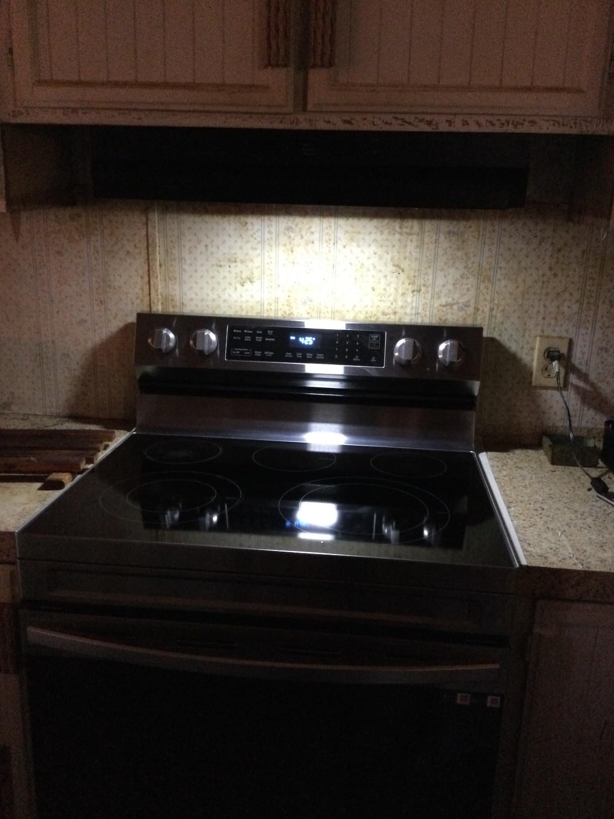 SNDOAS 30 inch Range Hood Ducted/Ductless Convertible Stainless Steel Range Hood Under Cabinet with Rocker Button Control,Vent Hood with LED Light,2 Speed Exhaust Fan,Under Cabinet Hood,Silver customer photo 2