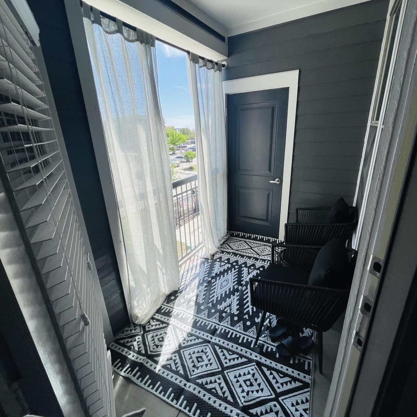 OLANLY Outdoor Rug 5x8 ft Waterproof Reversible Boho Mat, Black & White customer photo 2