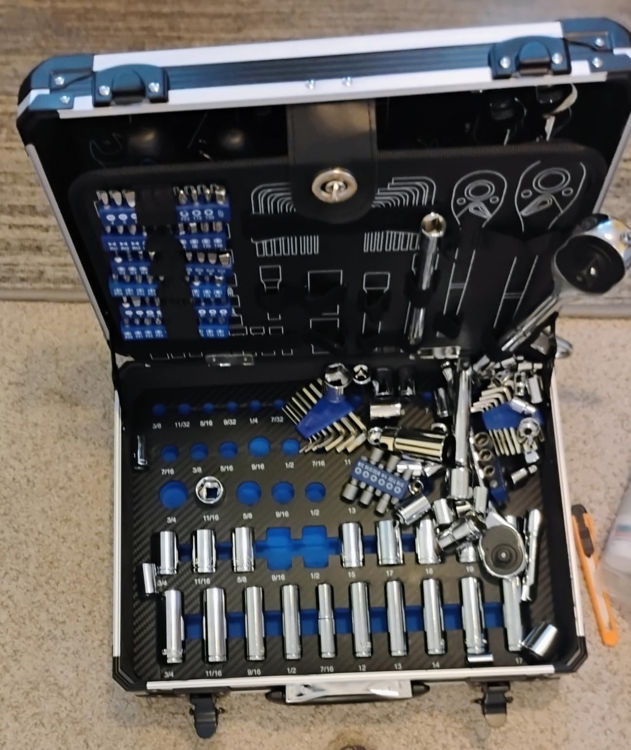Prostormer 240-Pieces Mechanic Tool Set with Aluminium Tool Box customer photo 1