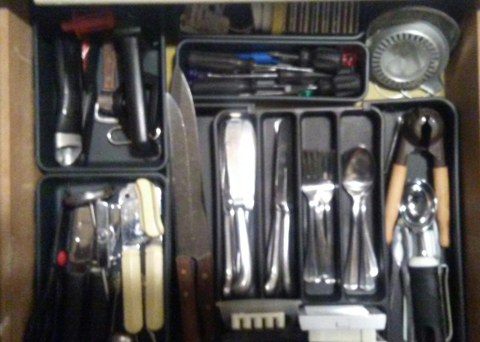 Aujen Silverware Drawer Organizer, Adjustable Utensil Cutlery Tray customer photo 2