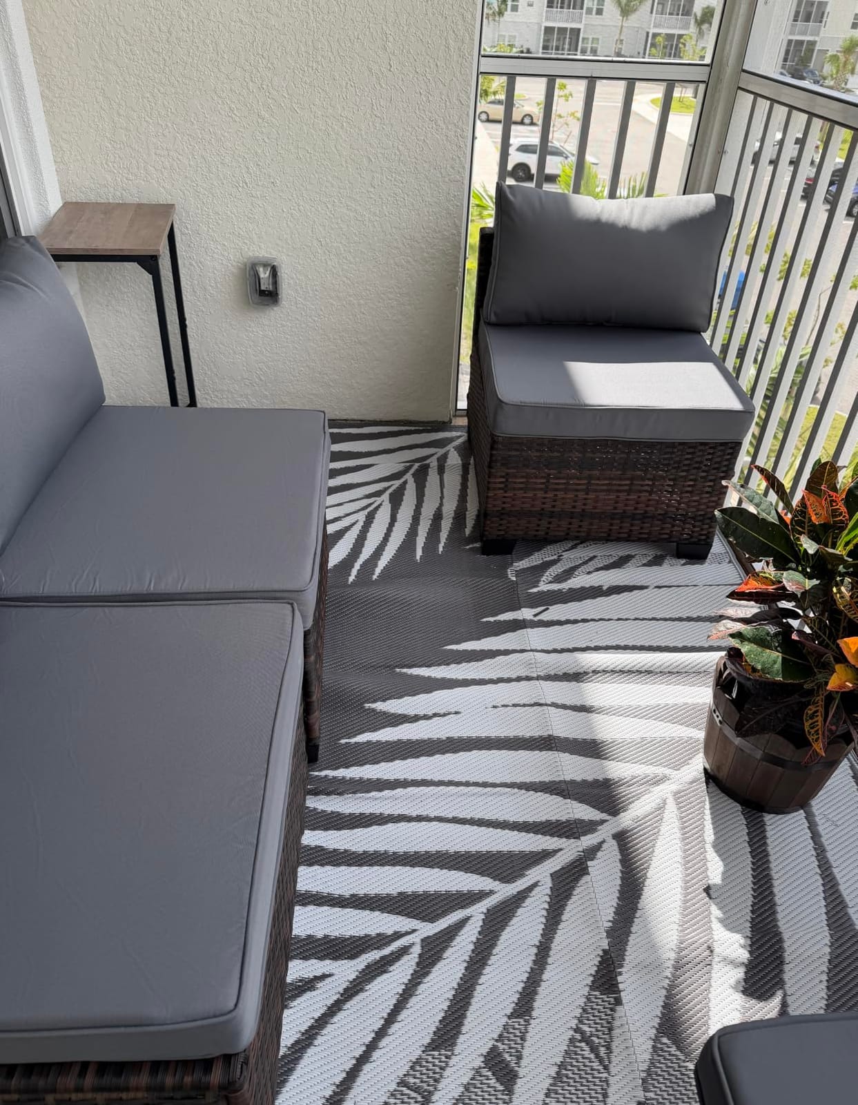 Qsun 7 Pieces Outdoor Patio Furniture Set, PE Rattan Outdoor Wicker Sectional Furniture Sofa Set, with Cushions and Glass Coffee Table, for Balcony, Porch, Garden, Grey customer photo 2