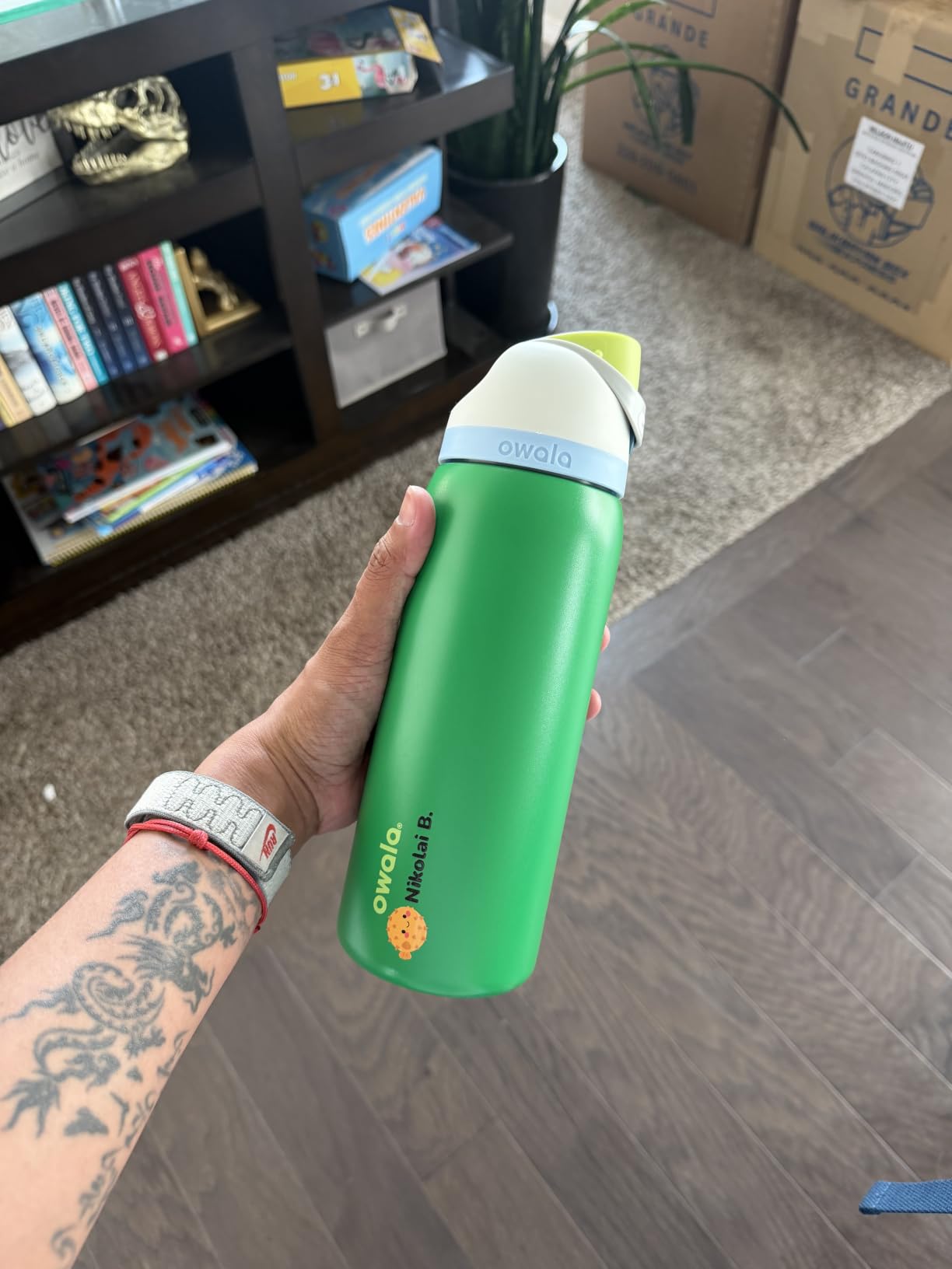 Owala FreeSip Kids Stainless Steel Water Bottle 16 oz Celestial Sphere customer photo 1