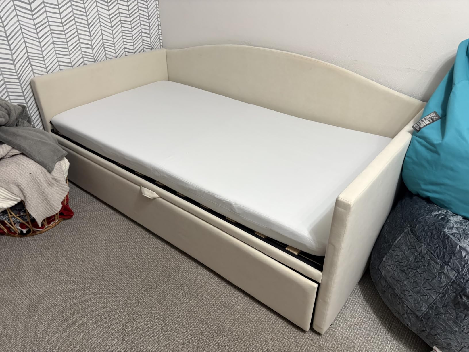 Zinus 12 Inch Queen Cooling Essential Memory Foam Mattress, Medium Feel | Designed for Cooler Sleep, Soothing Pressure Relief, Just-Right Medium Feel, CertiPUR-US & OEKO-TEX Certified Materials customer photo 2