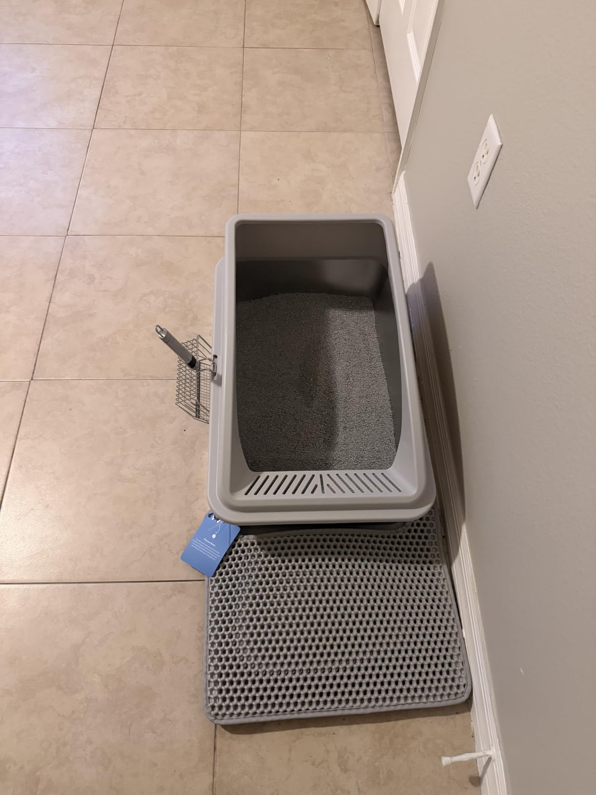 AIPERRO Stainless Steel Litter Box | XL Enclosed Cat Litter Boxes with Lid customer photo 1