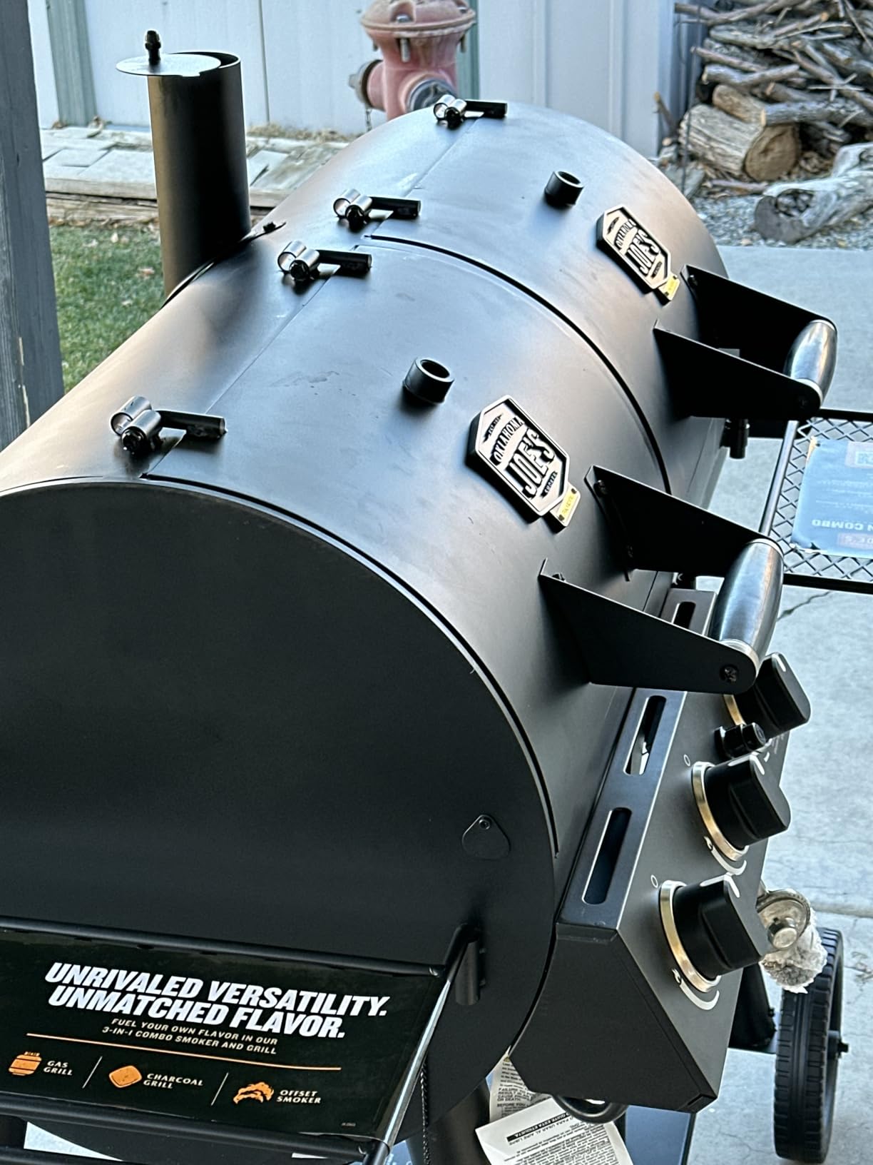 Oklahoma Joe's Canyon Combo Dual Fuel 3-Burner Propane Gas and Charcoal Smoker and Grill with 1031 sq. in. Cooking Area in Black customer photo 2