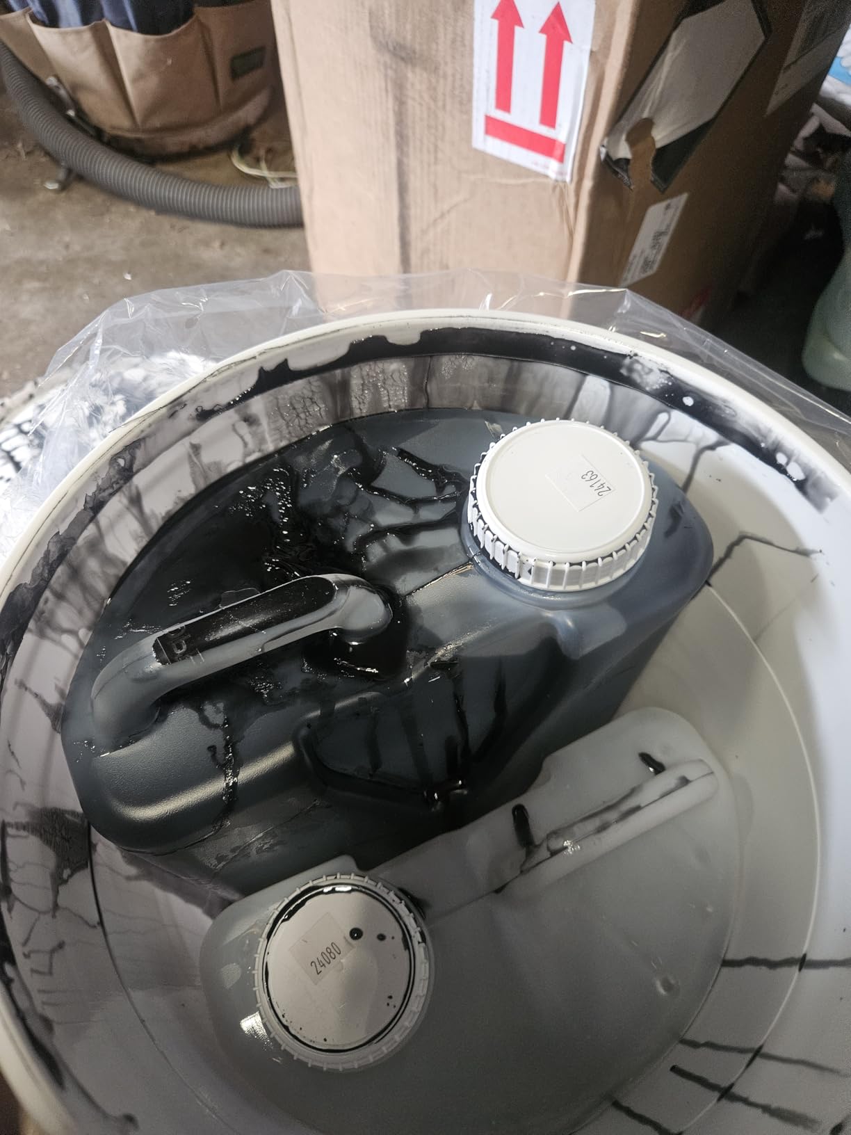Self Leveling Epoxy Resin Kit – ANE Garage Floor Epoxy Kit Spreads Seamlessly. Durable, Industrial Grade Clear Epoxy Resin for Concrete Floors and Countertops - Black customer photo 2