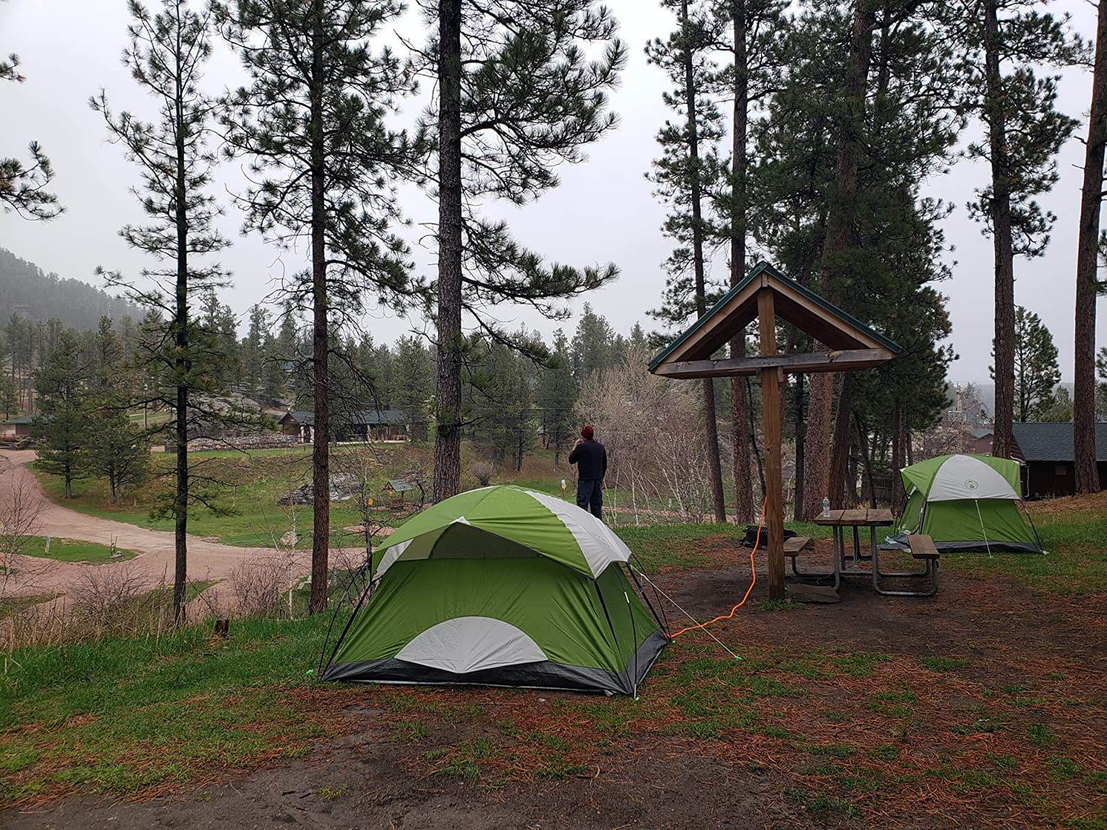 Coleman Sundome Camping Tent with Rainfly, 2/3/4/6 Person Tent Sets Up in 10 Mins, Weatherproof Shelter for Camping, Festivals, Backyard, Sleepovers, & More customer photo 2