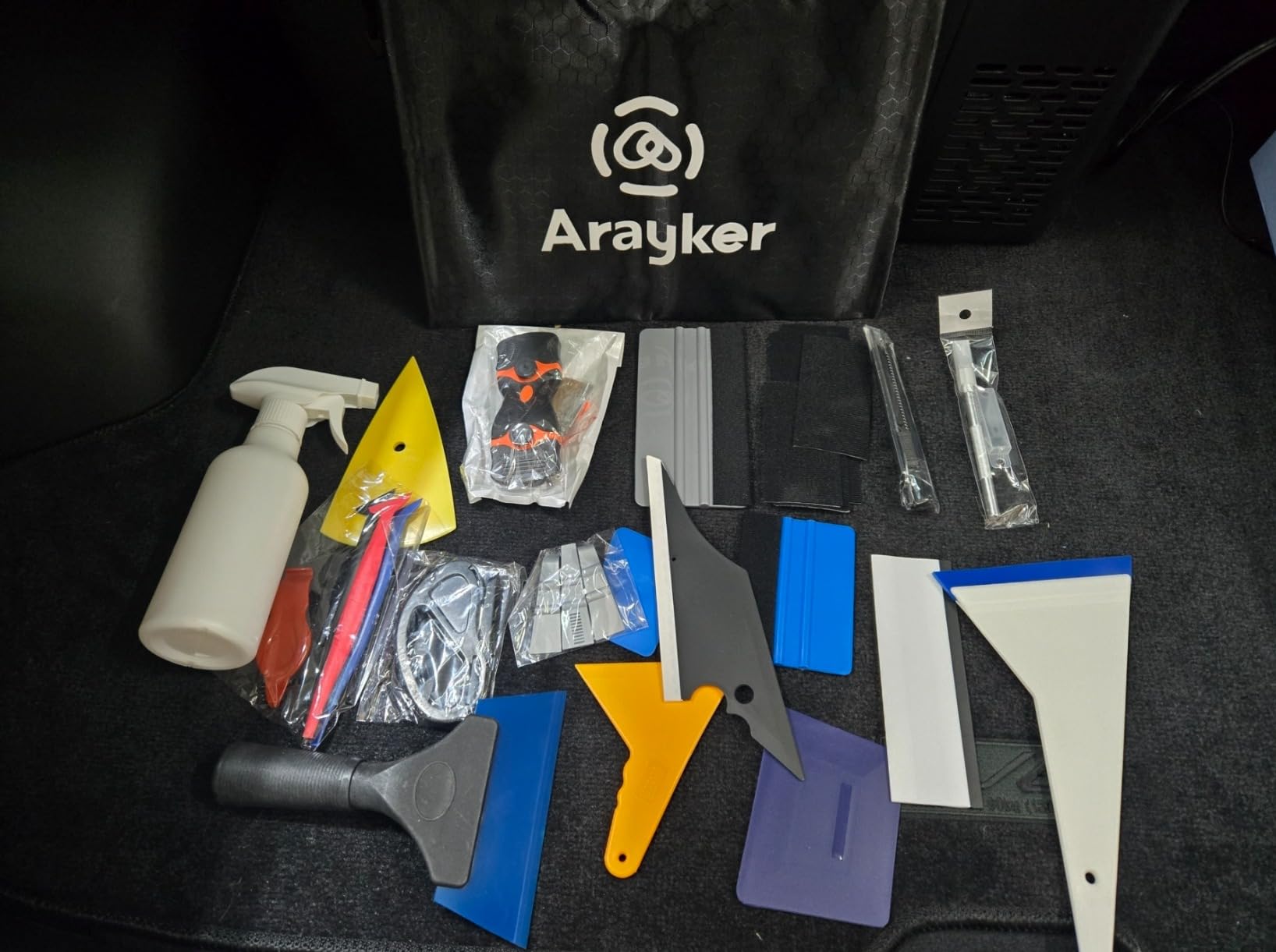 Arayker 28 Pcs Car Window Tint Tools Kit Vinyl Wrap Tool Car Film Tint Kit customer photo 1