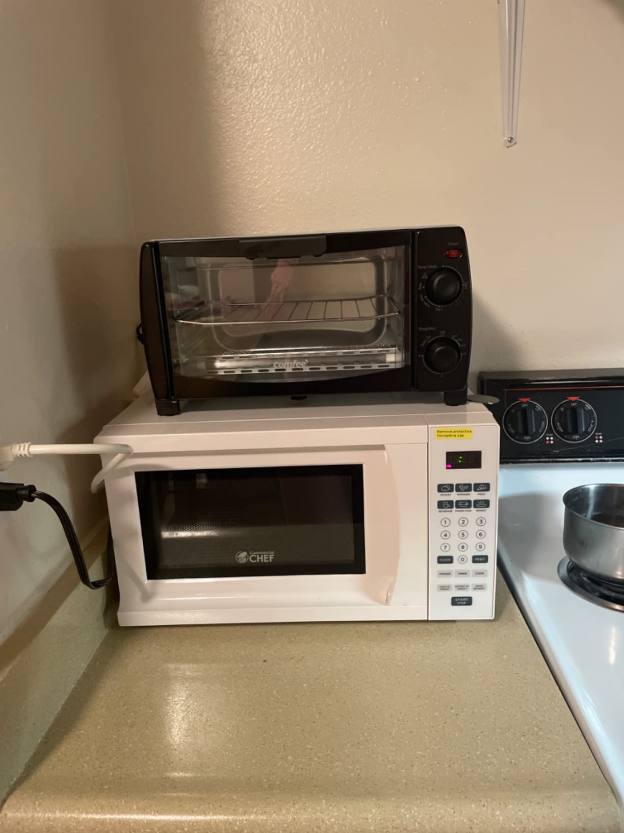 Commercial Chef 5-in-1 Countertop Microwave Air Fryer Combo, CHMF9BG, Black customer photo 1