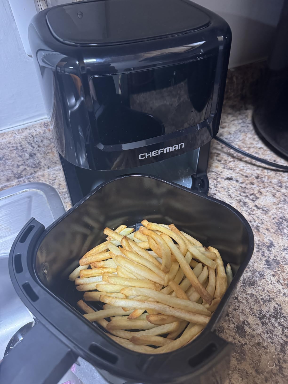 CHEFMAN 2 Qt Mini Air Fryer – Digital Space-Saving Compact Air Fryer with Nonstick and Dishwasher Safe Basket, Quick & Easy Meals in Minutes, Features Digital Timer and Shake Reminder – Black customer photo 1