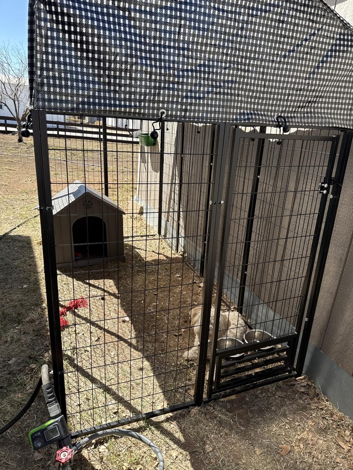 Large Outside Dog Kennel, Outdoor Dog Run Enclosure 8'x4'x6'（Including the roof） Dog Pen House with Roof Cover Heavy Duty Welded Wire Steel Dog Playpen Animal Fence with Feeding Door customer photo 2