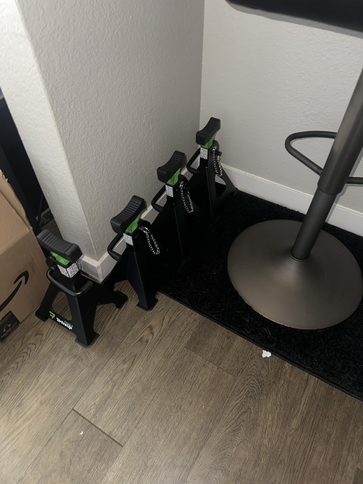 Jack Stands 3 Ton (6,600 lb) Heavy Duty Steel, Double Locking, Set of 2, Adjustable Height 11.03-16.7 Inch, Green Car Jack Stands for Cars SUV Trucks Vans customer photo 2
