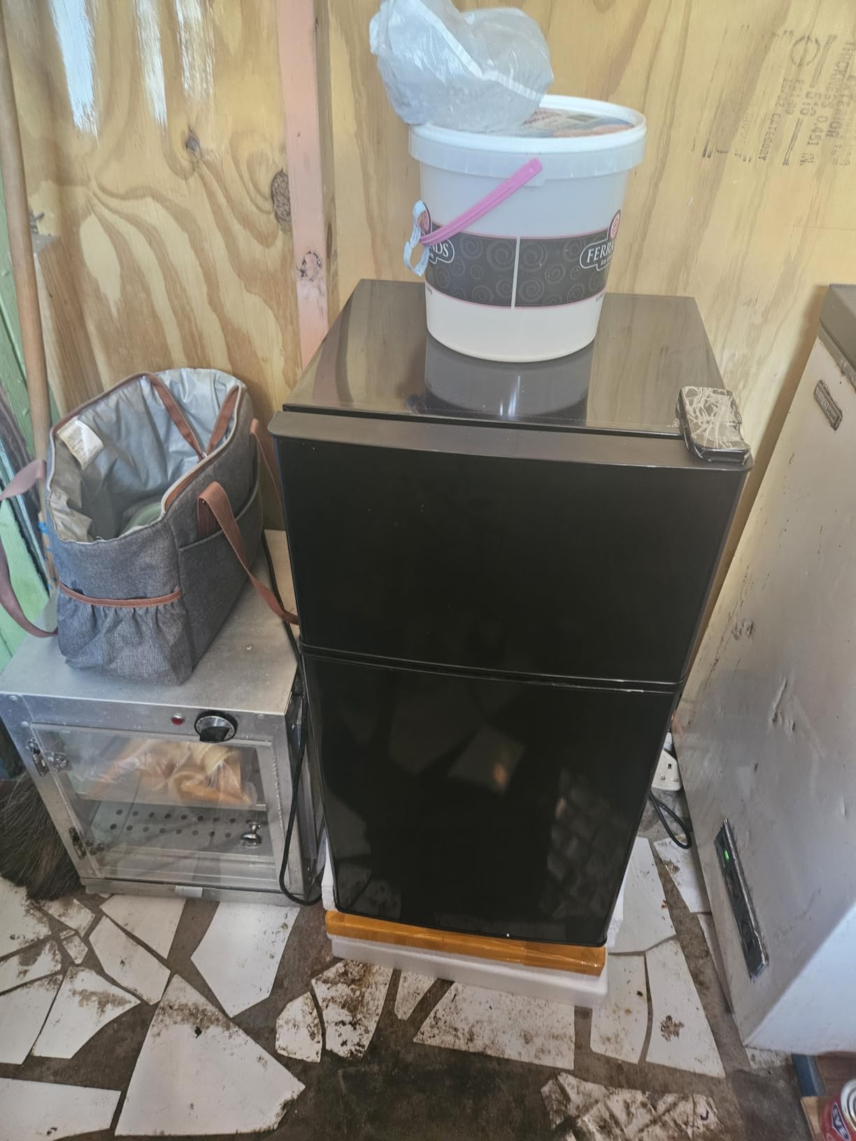 DEMULLER 45L Personal Double‑Door Mini Fridge With Freezer, Black customer photo 1