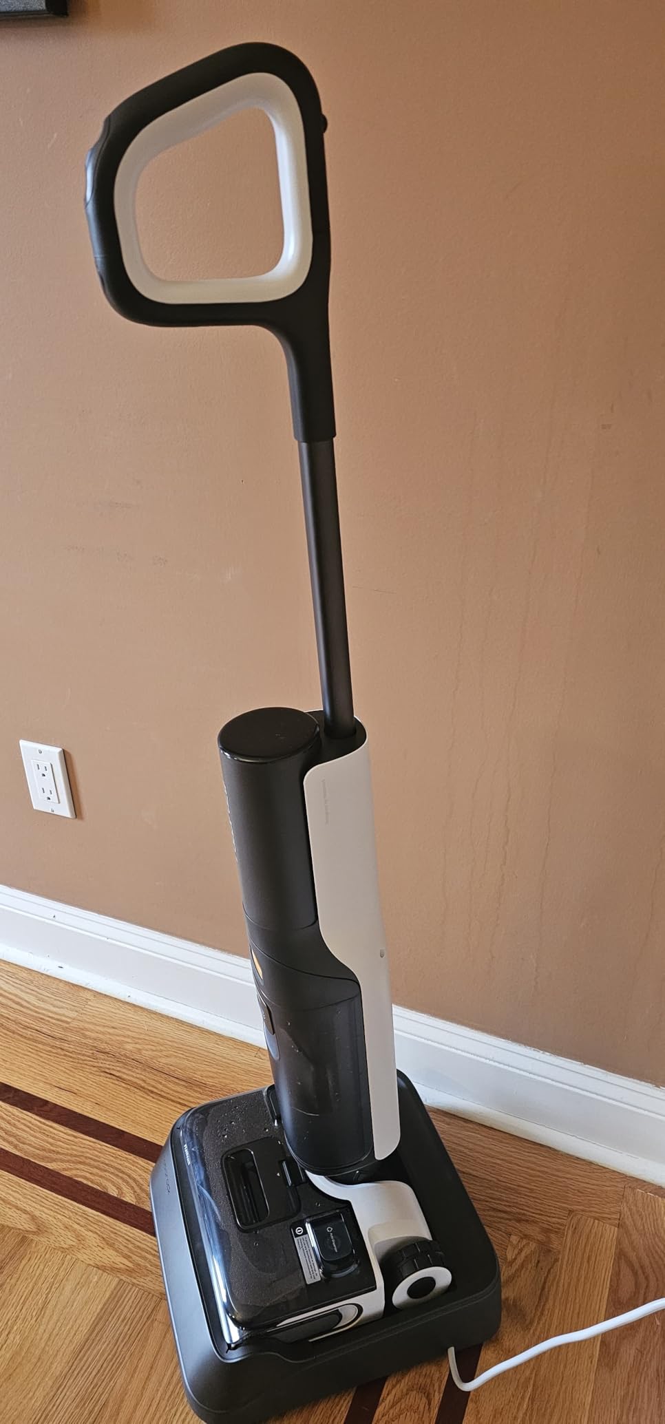 roborock F25 XT Wet Dry Vacuum Mop, Cordless Vacuum Cleaner, APP Control customer photo 2