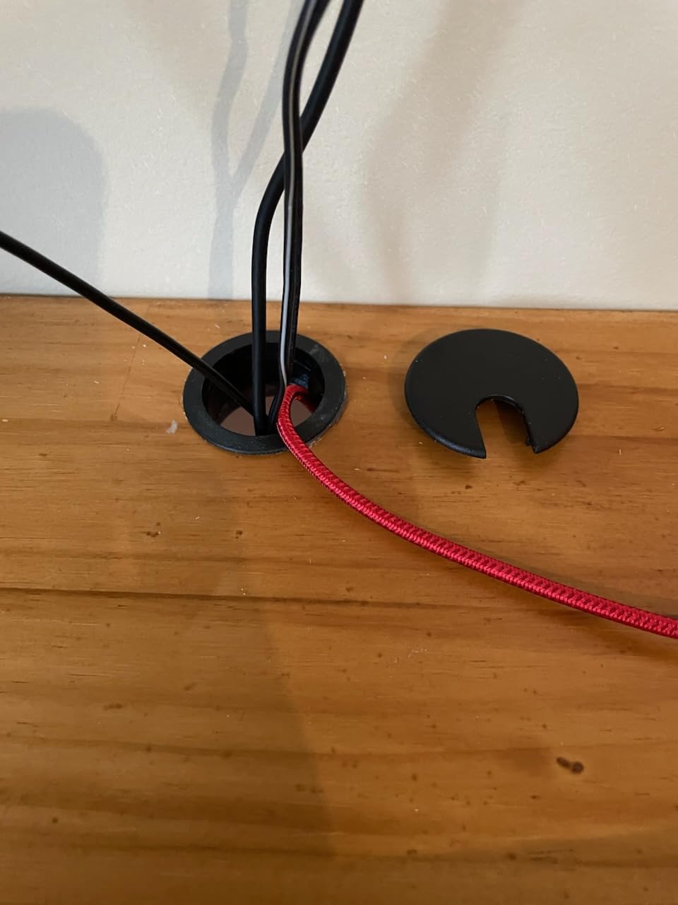 1 Inch(25mm) Desk Grommet, 13 Pieces Wire Grommet, Desk Hole Cover for Cables with Hole Saw,Plastic Cable Cord Wire Hole Cover for Desk, Table,Cabinet,Countertop and Other Furniture(Black) customer photo 2