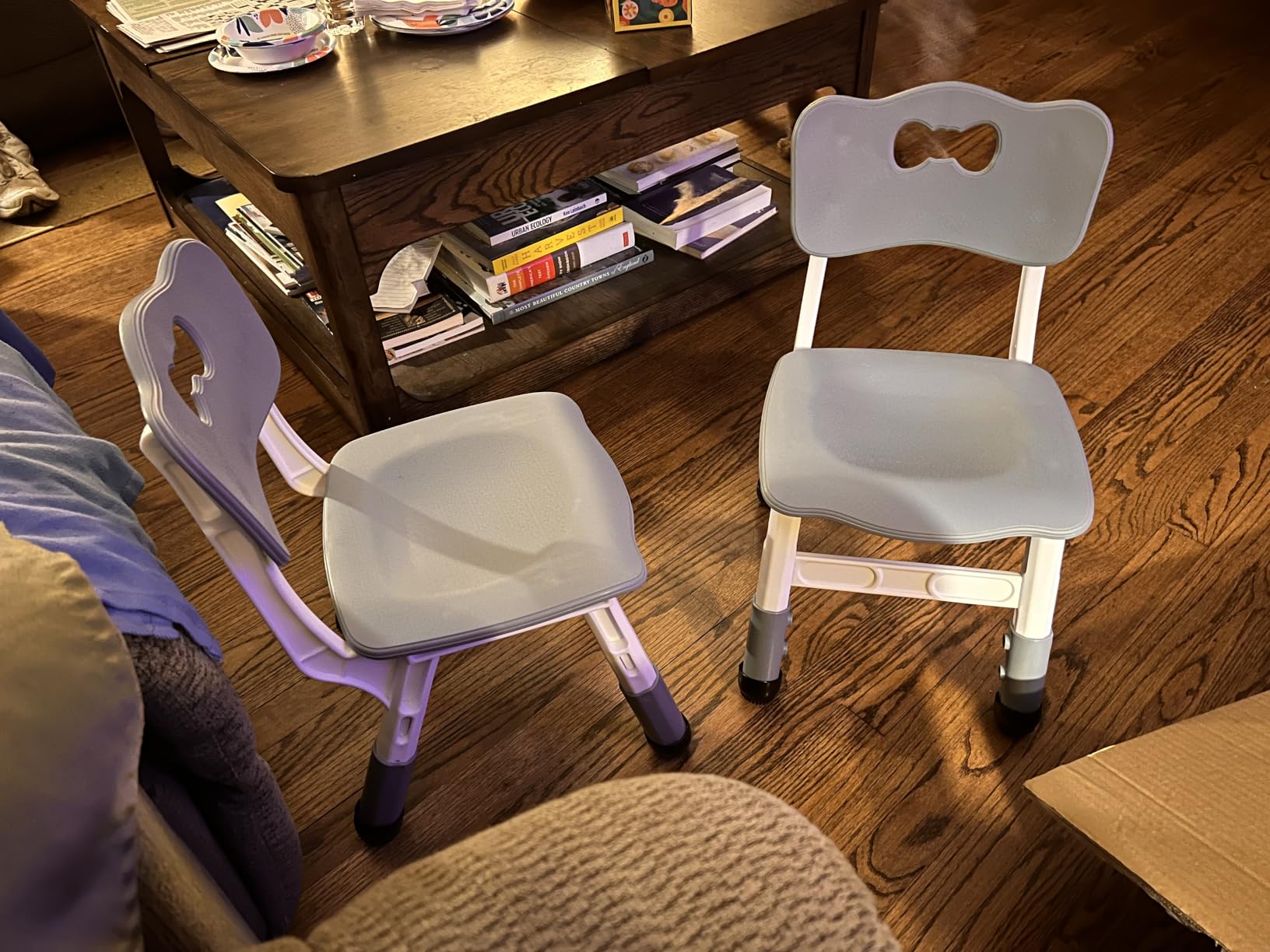 Brelley Height Adjustable Toddler Table and 2 Chairs Set, Beige customer photo 1