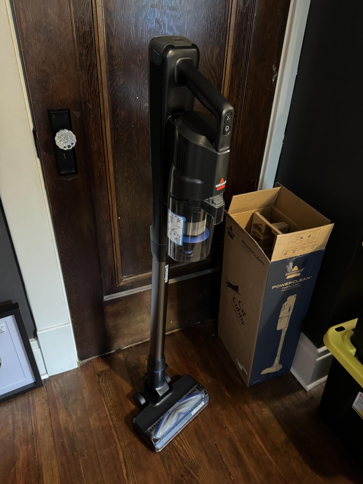 Bissell PowerClean FurGuard 280W Self-Standing Cordless Vacuum, 4039 customer photo 2