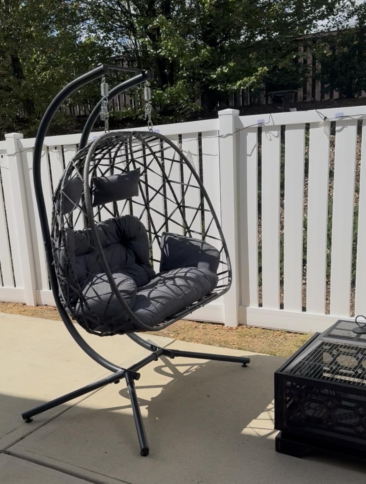 SWITTE Double Egg Chair Outdoor with Stand, Patio Hanging Swing, Grey customer photo 2