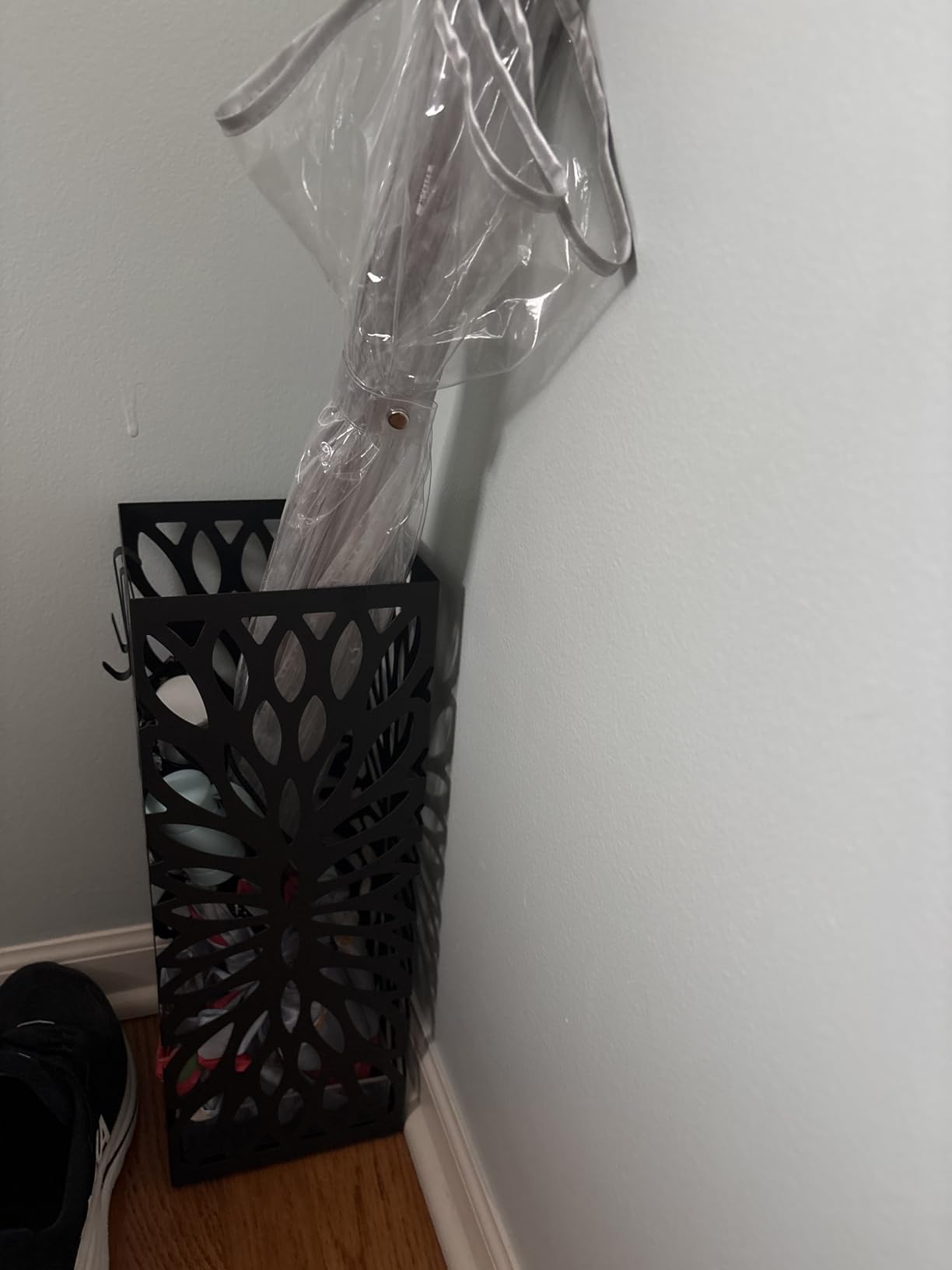 SONGMICS Umbrella Stand, Steel Round, Detachable Drip Tray, 4 Hooks customer photo 2