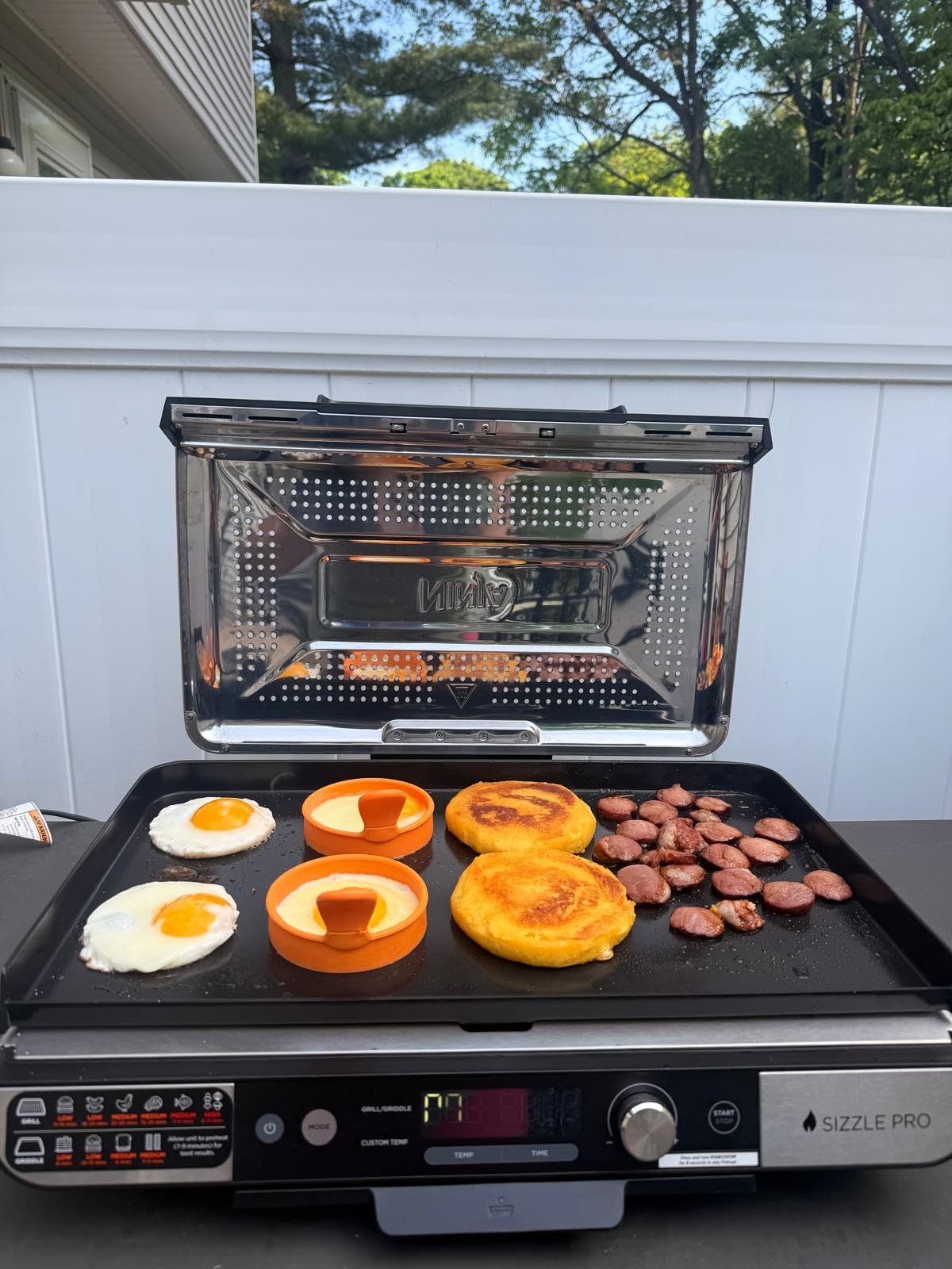 Ninja® Sizzle™ Pro XL 20'' Indoor Griddle & Grill, Silver, GX101 customer photo 1