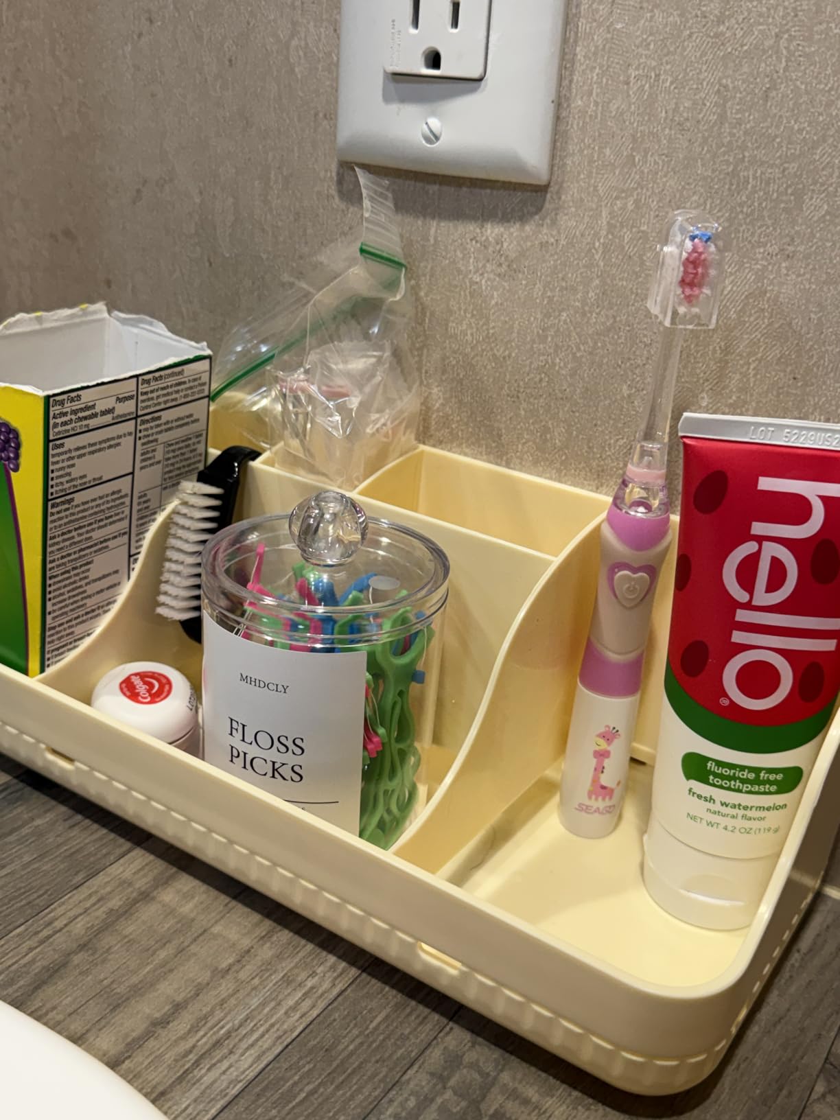 Bathroom Counter Organizer and Storage, 7 Slots Detachable Toothbrush Holders for Bathrooms, Anti-Slip Electric Toothbrush and Toothpaste Holder Countertop Vanity Organizer Accessories for Adults Kids customer photo 1