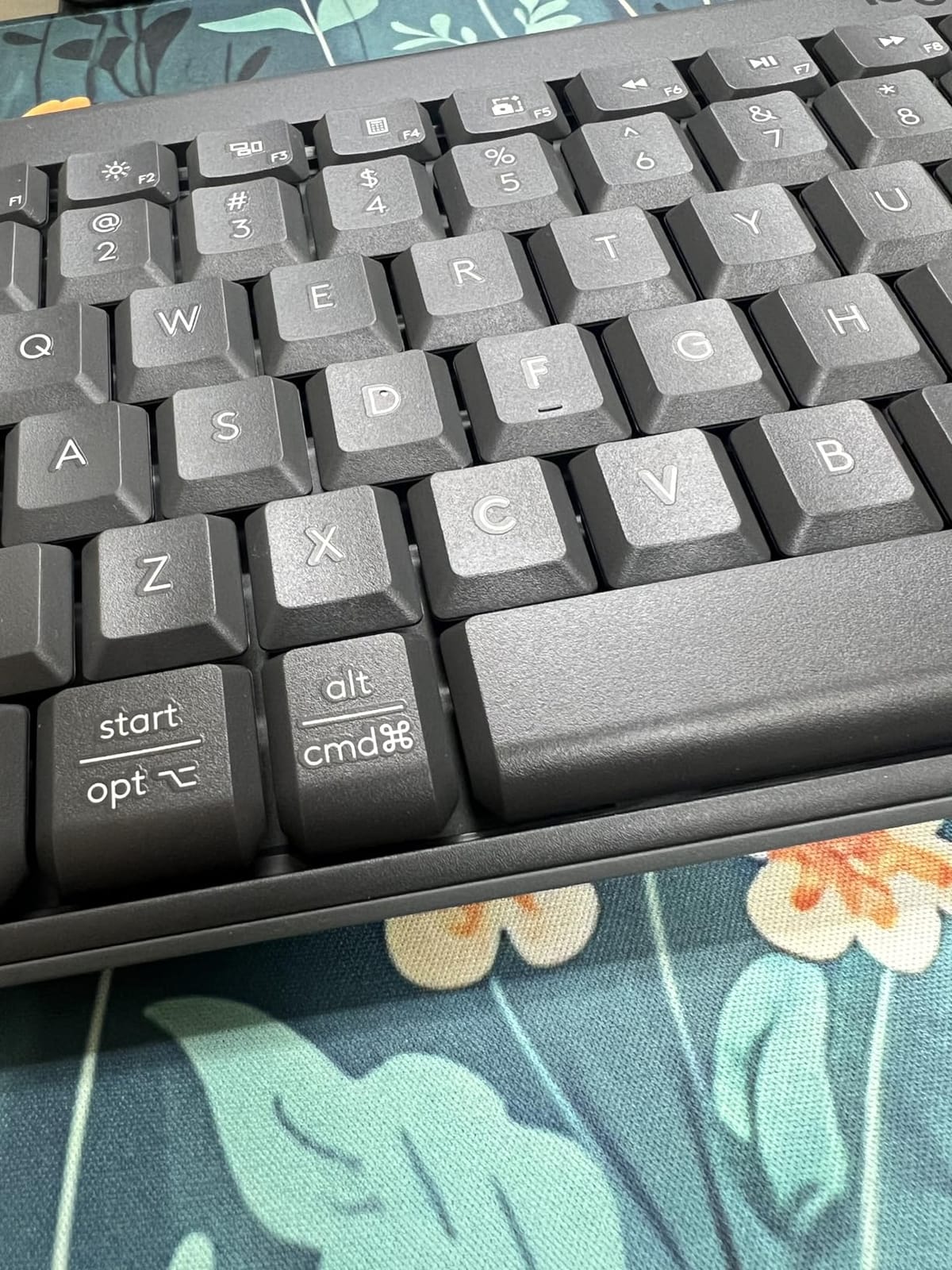 Logitech K250 Compact Wireless Bluetooth Keyboard with Number Pad, Graphite customer photo 2